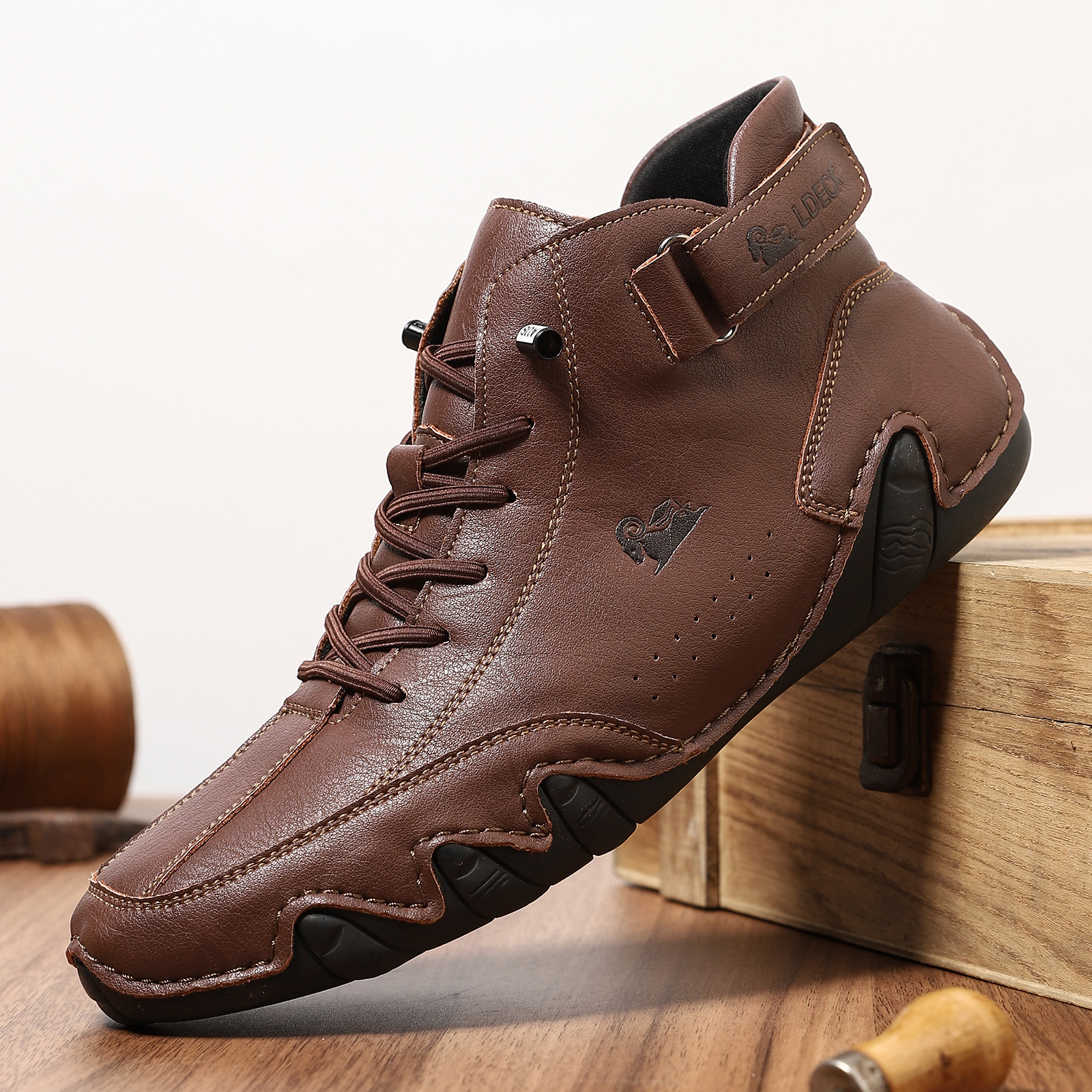 🔥70% OFF TODAY🎁Waterproof Boots Comfortable For Winter，Unisex Italian Handmade Suede Velcro High Boots