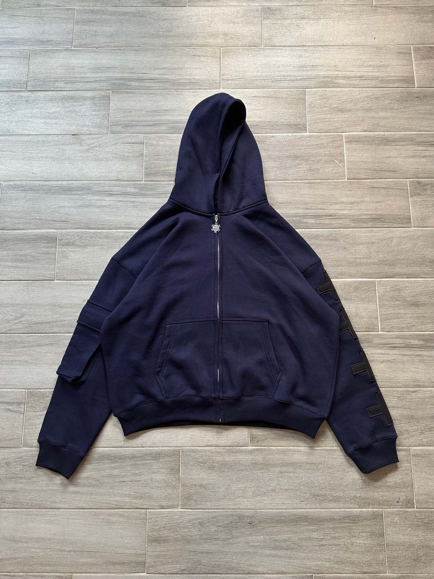 LAW ZIP-UP (OVERSIZED)