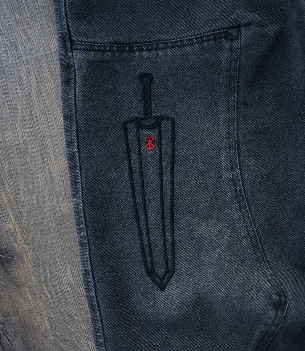 "GUTS’ LEGACY" JEANS