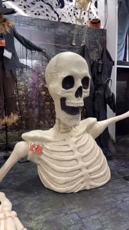 HALLOWEEN SALE 80% OFFGiant Skeleton Groundbreaker