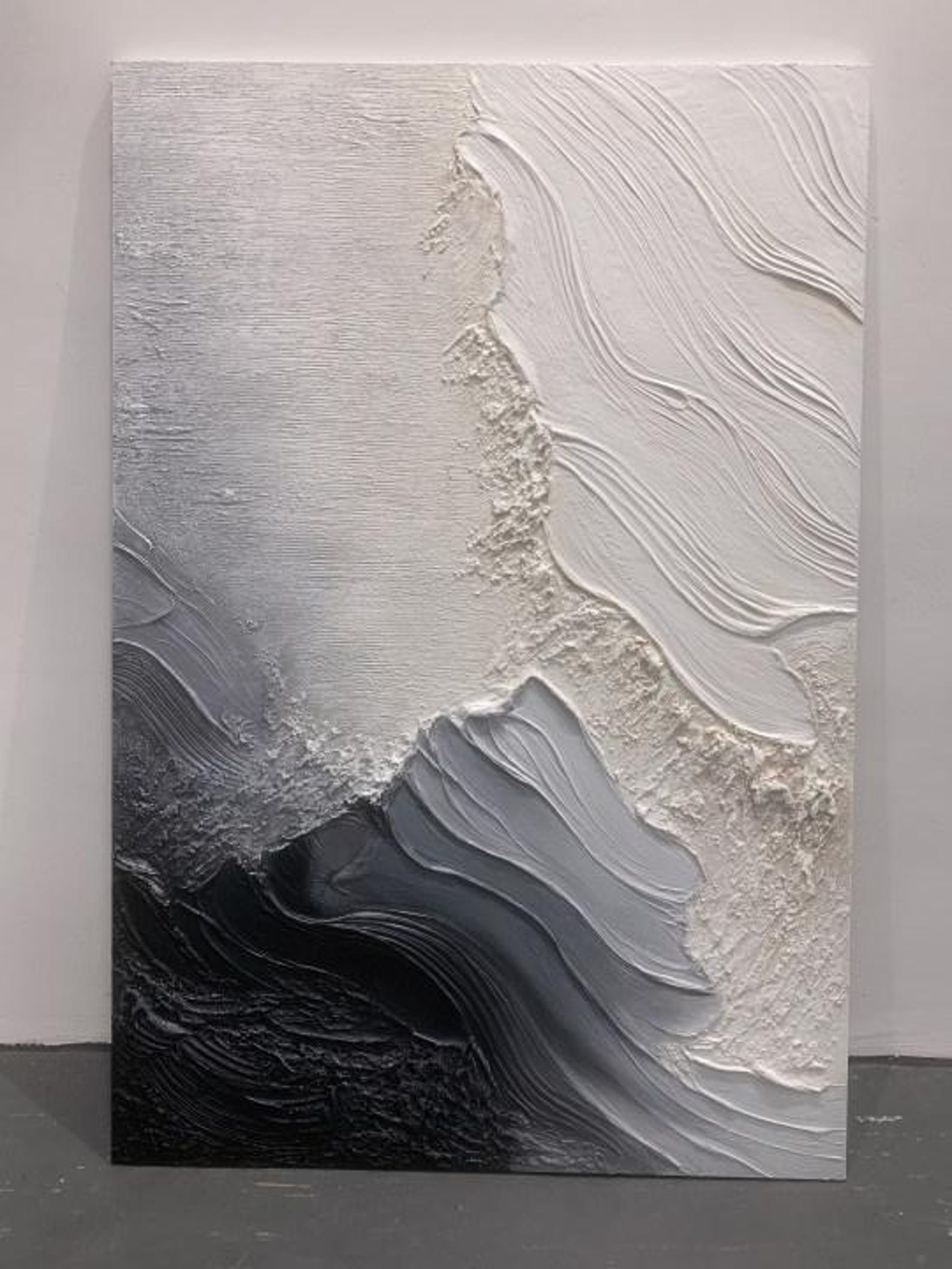 Monochrome Flow: Textured Abstract Art