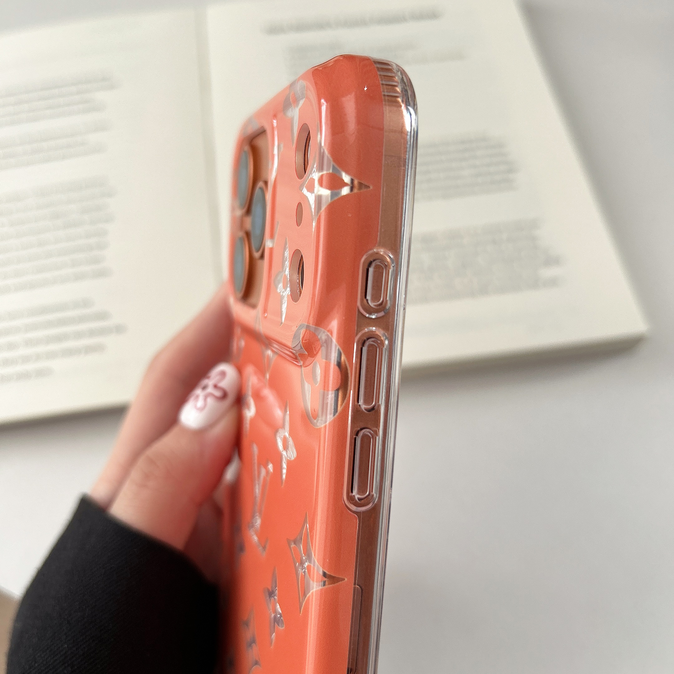 Luxury  Monogram iPhone Case Big Printing For iPhone 17/16/15/14-VELV003