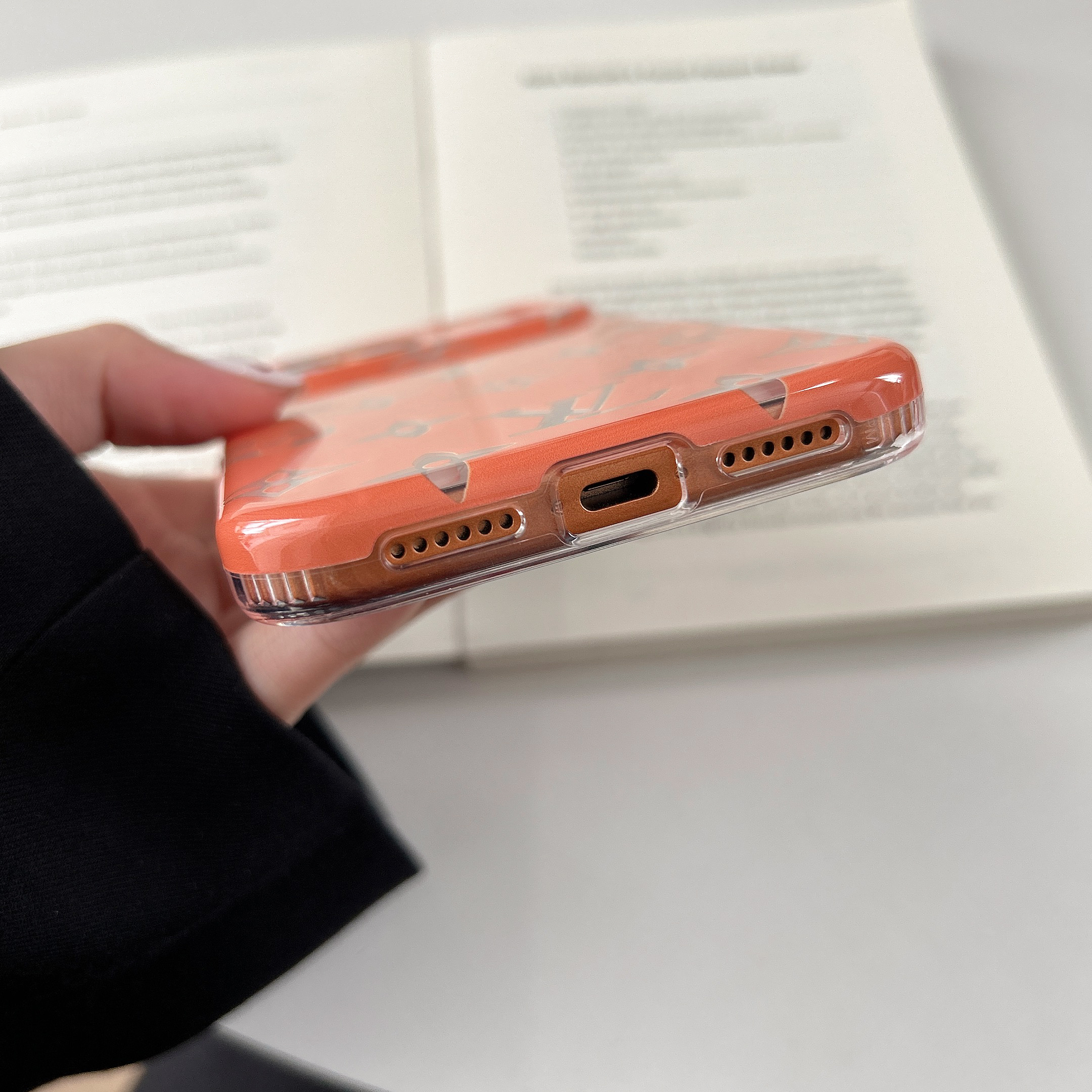 Luxury  Monogram iPhone Case Big Printing For iPhone 17/16/15/14-VELV003