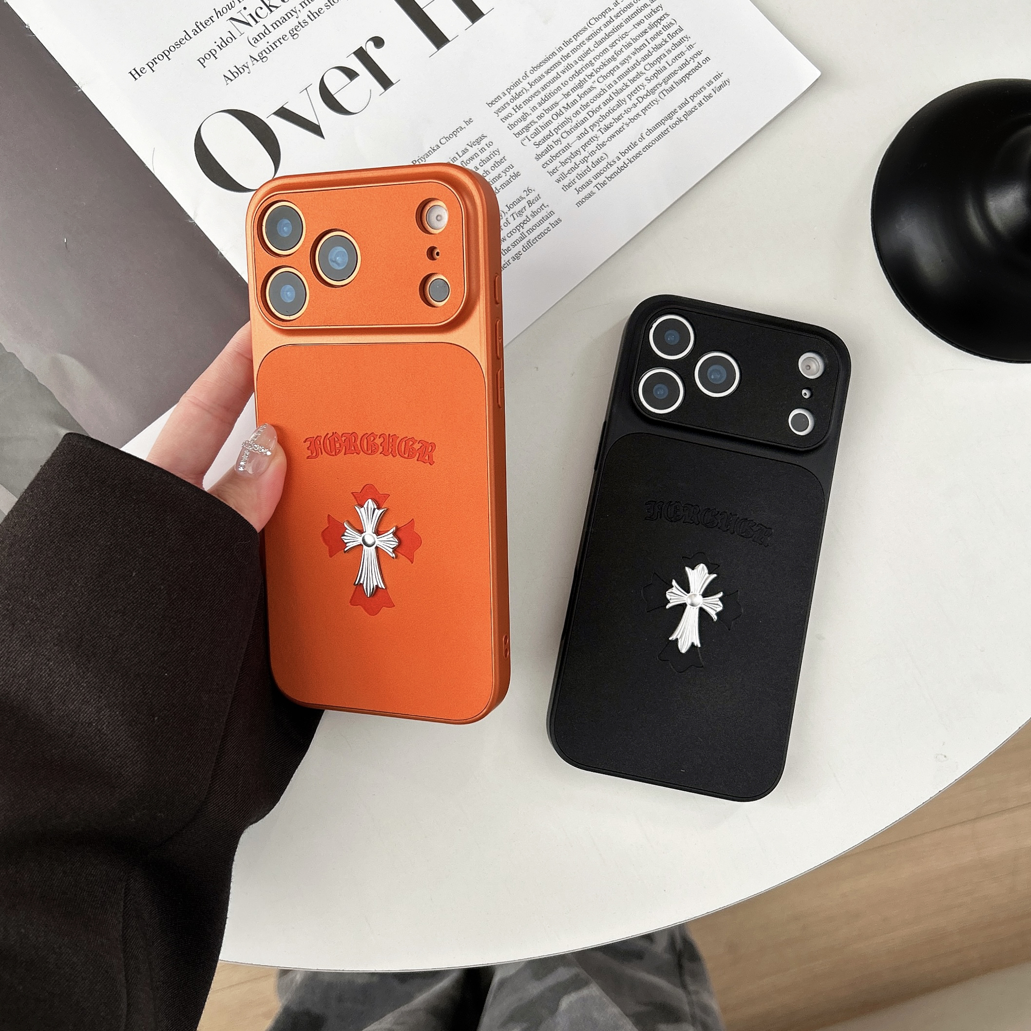 Stylish CHS iPhone Case Black For iPhone 17/16/15/14-VECHS014