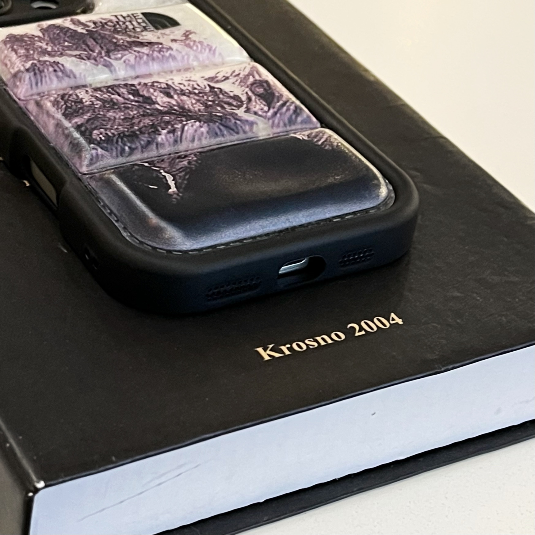 Snow Mountain NF Puffer iPhone Case Black-CLK251811