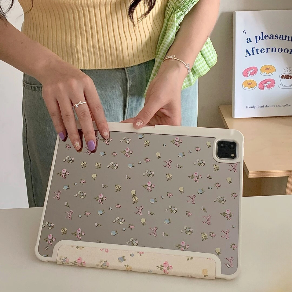 Cute Floral iPad Case