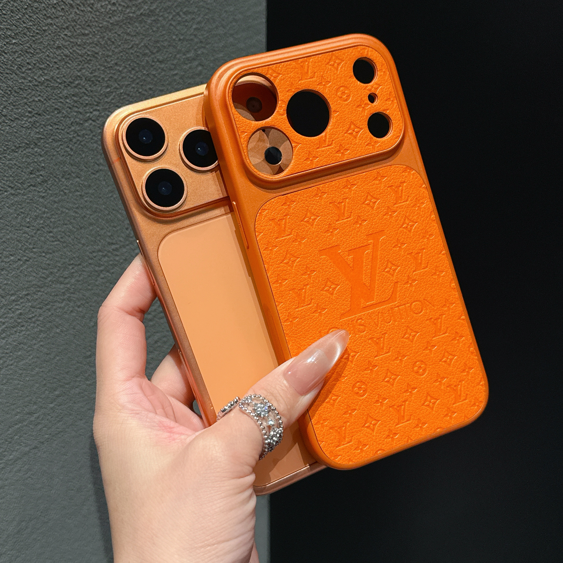 Classic Monogram iPhone Case in Orange for iPhone 17/16/15/14/13-VEMO2510