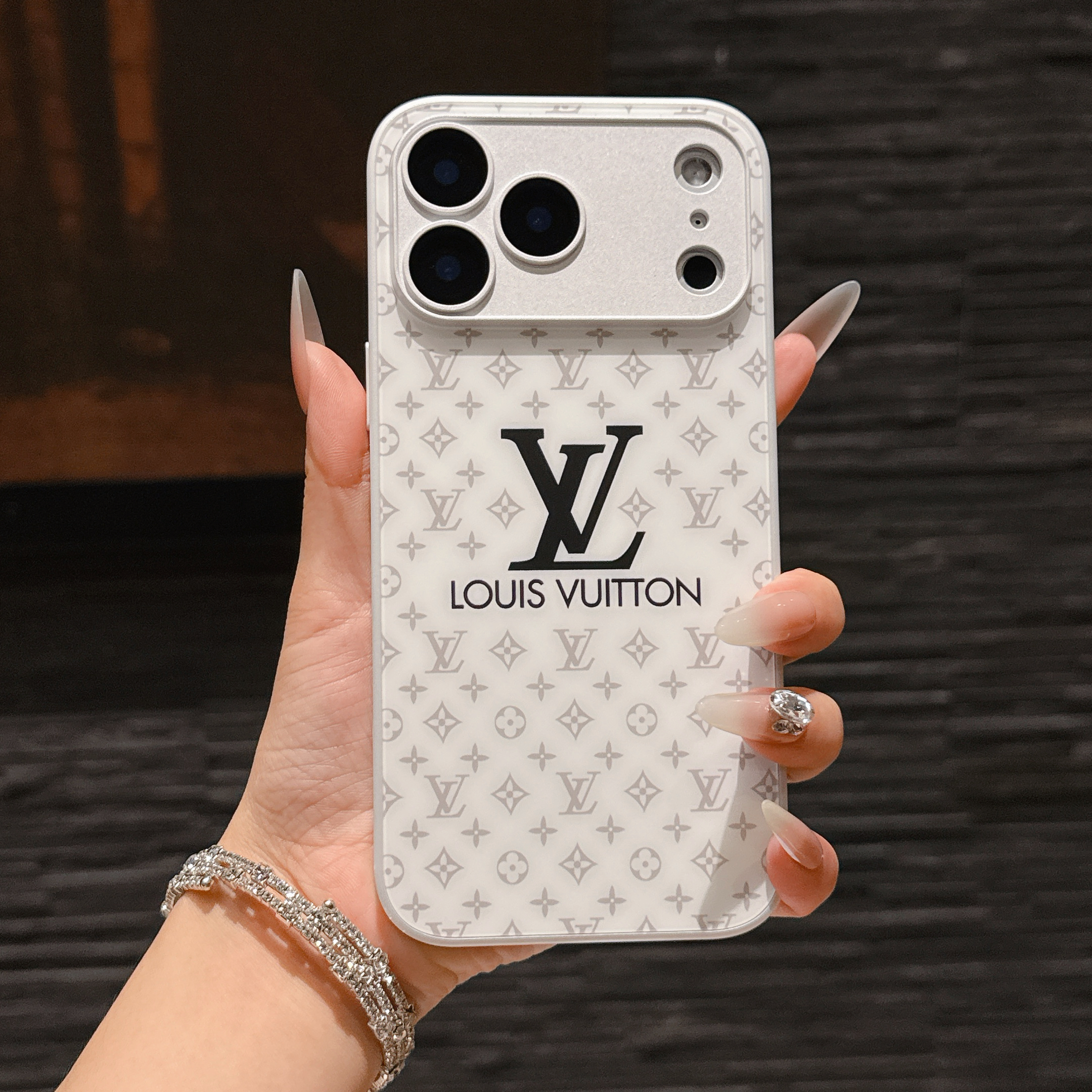 Elegant Monogram iPhone Case White For iPhone 17/16/15/14/13-VEMO023