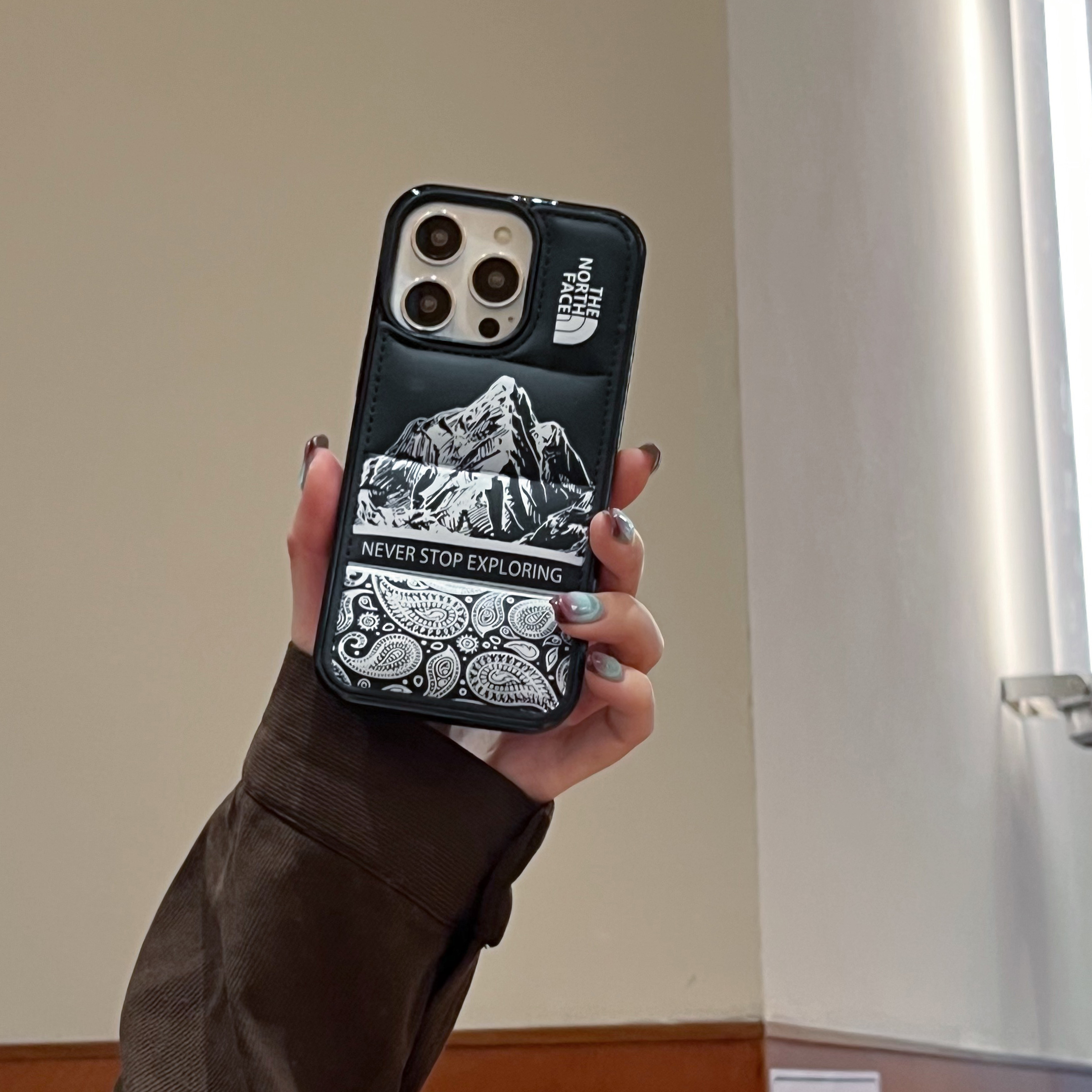 NF Cashew Nut Flower Phone Case For iPhone Black-YGH241721