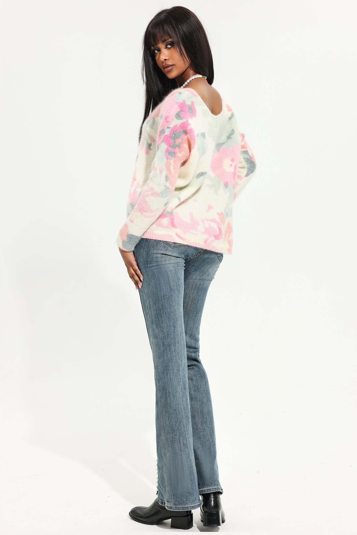 Knit V-Neck Floral Cardigan