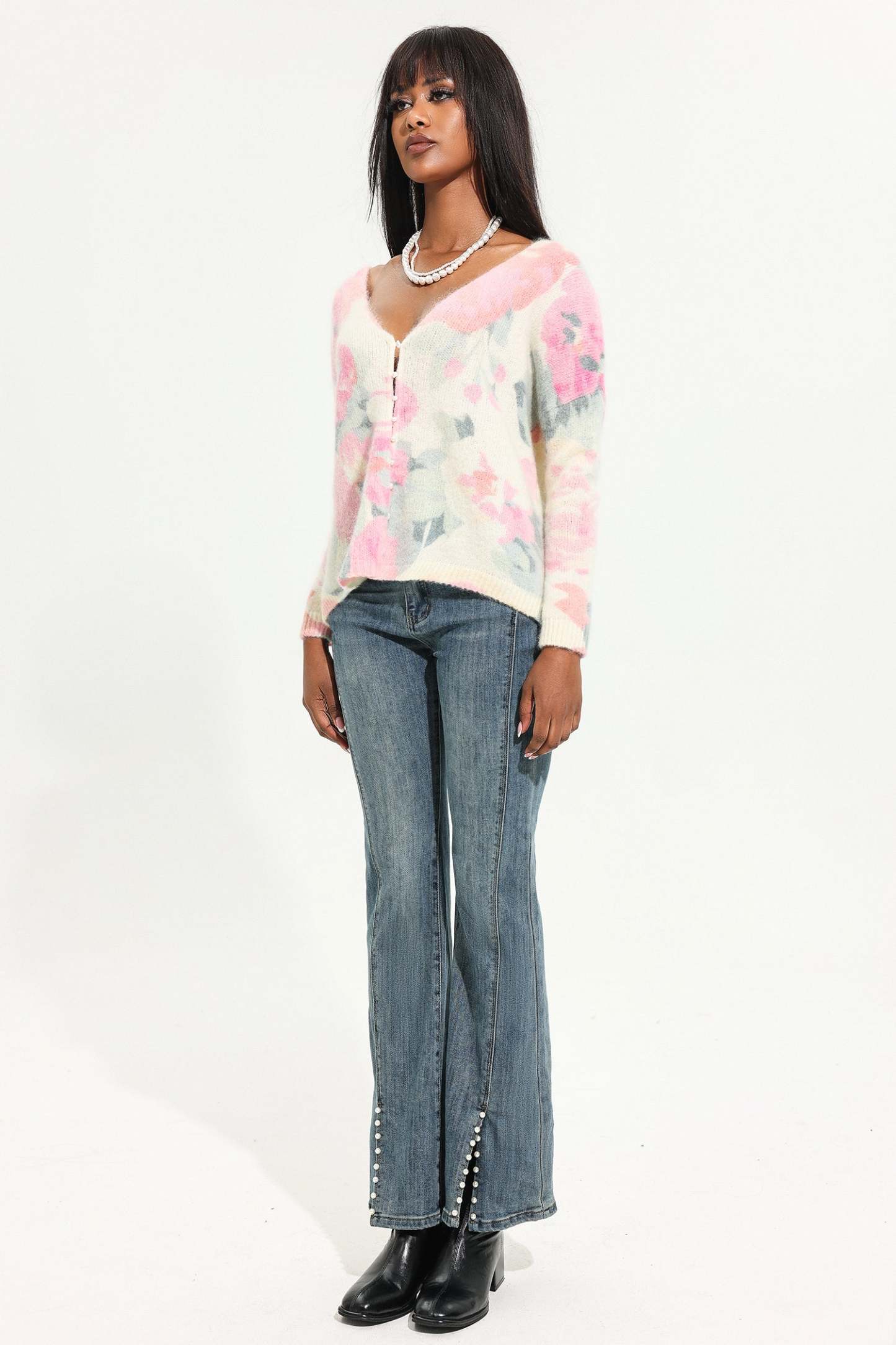 Knit V-Neck Floral Cardigan