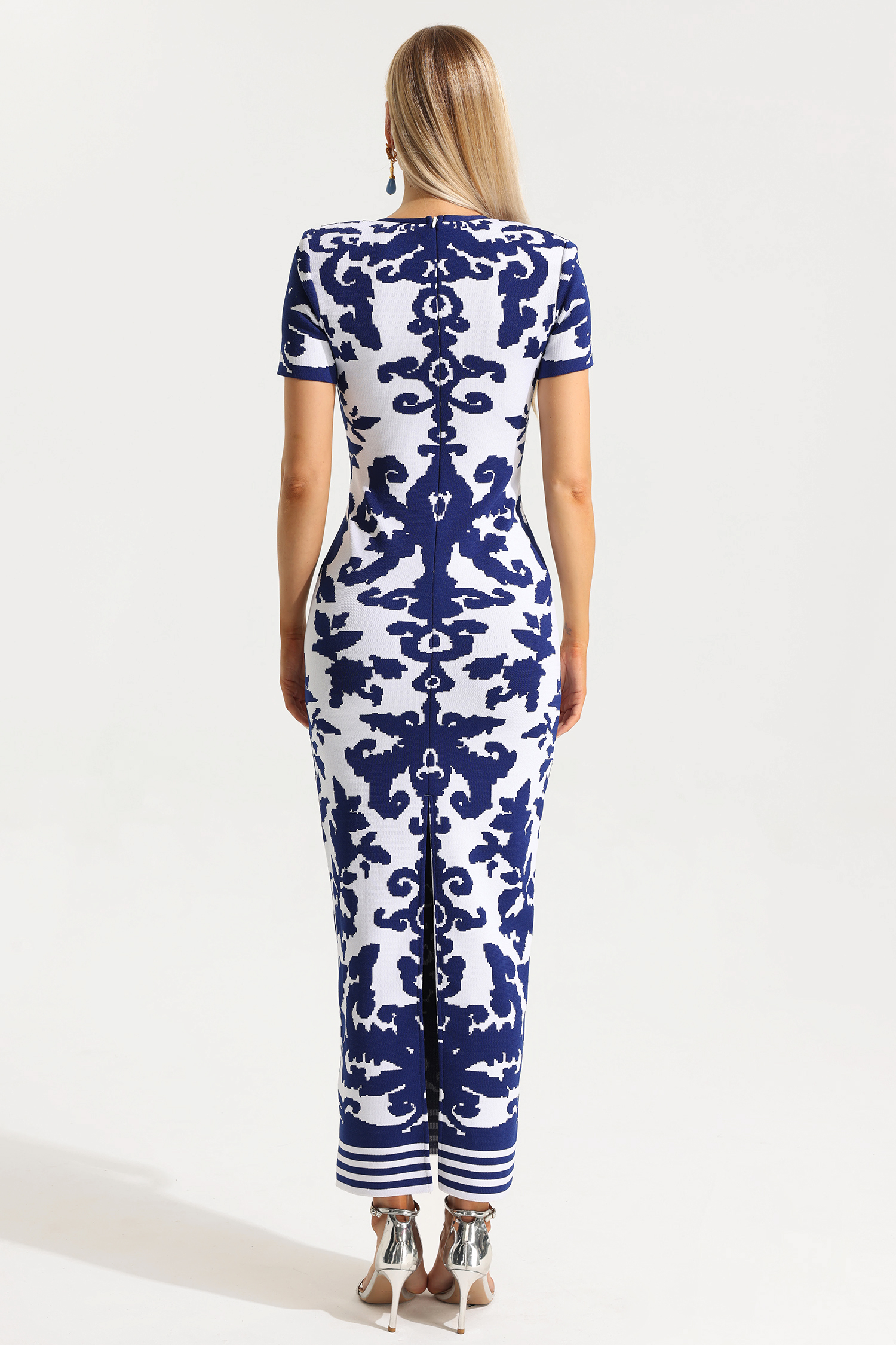 Kint Paisley Print Round Neckline Midi Dress