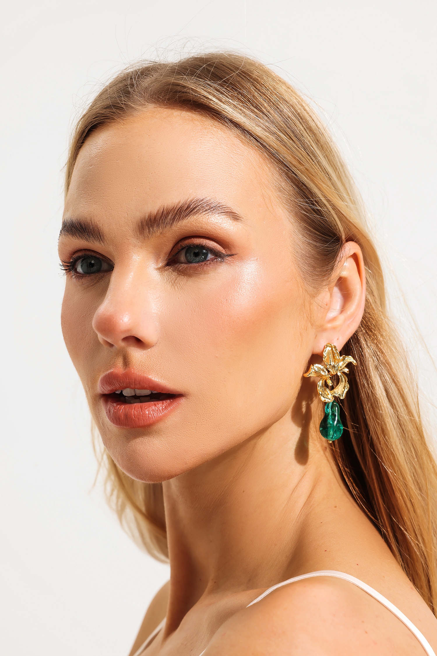 Dimentional Green Acrylic Necklace & Earrings