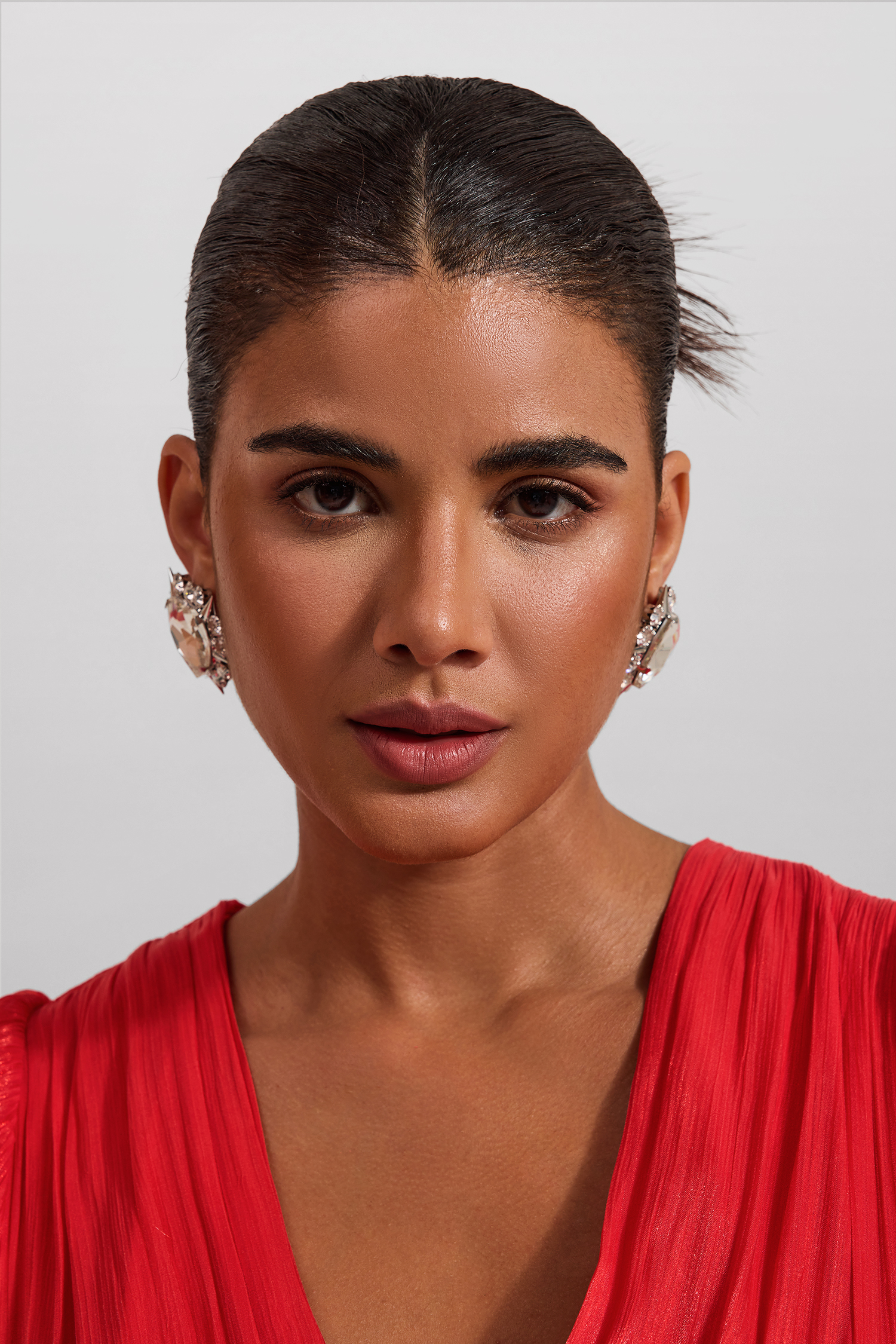 Rhinestone Heart Rivet Earrings