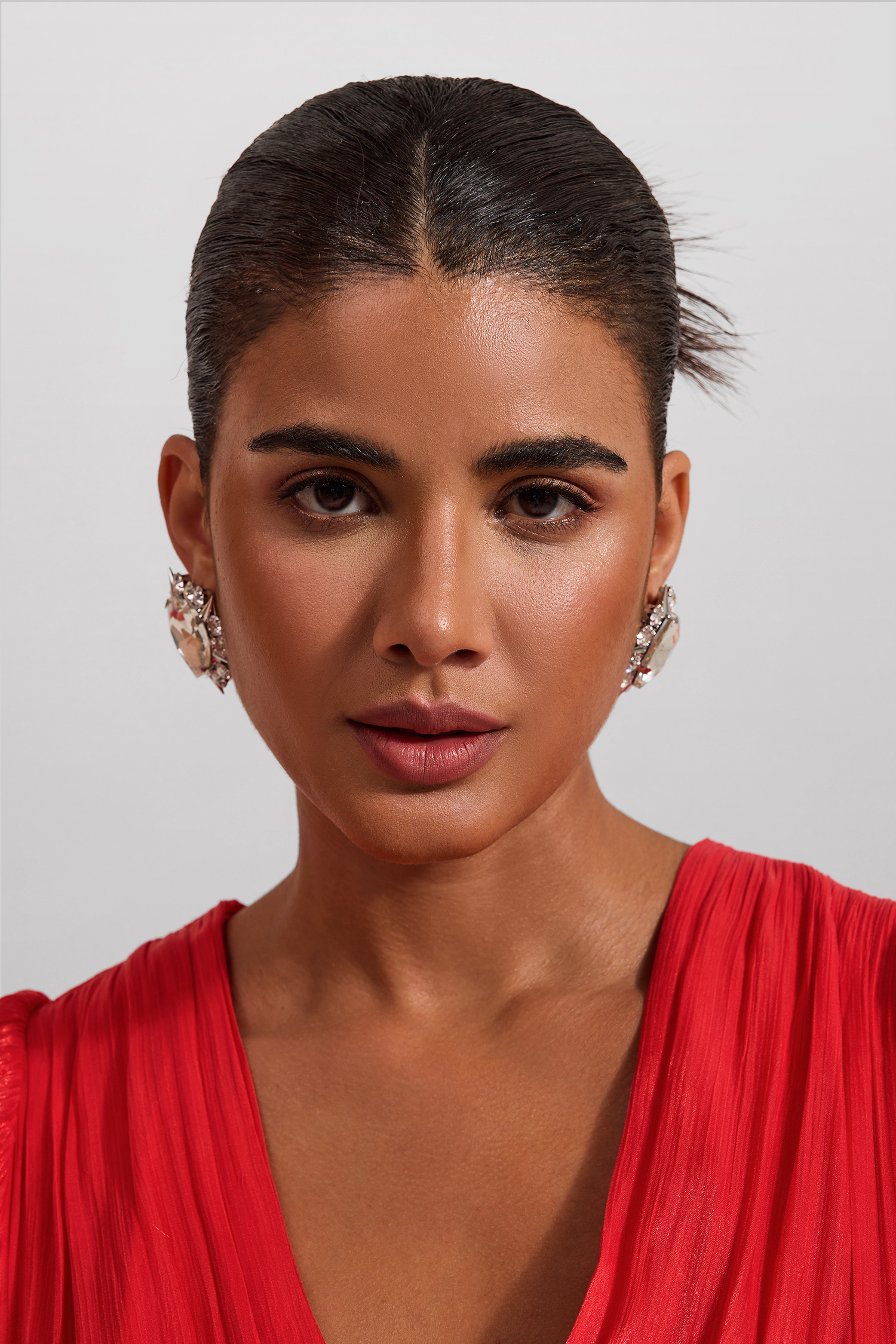 Rhinestone Heart Rivet Earrings