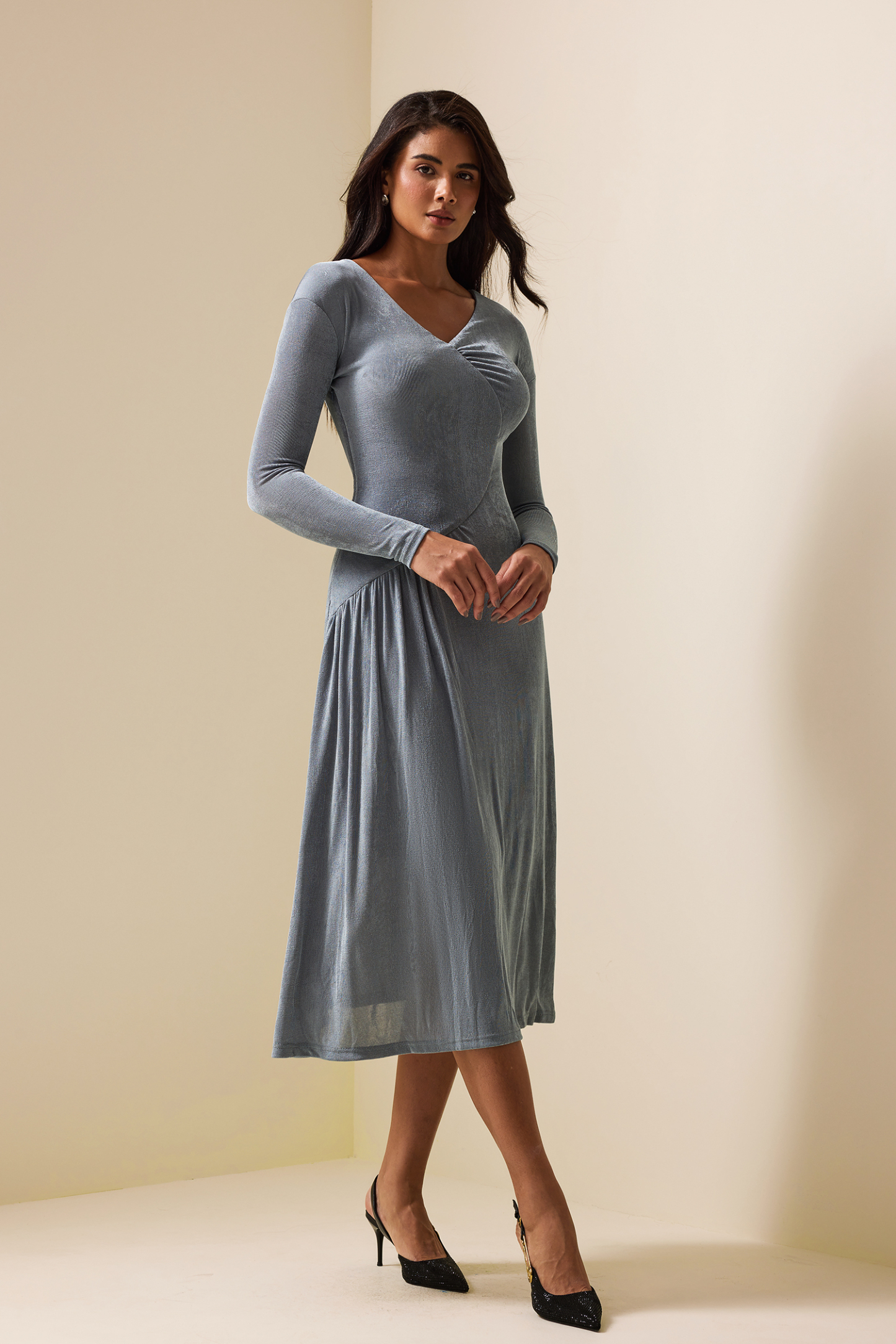 Jersey Solid Ruched Long Sleeve Midi Dress Blue