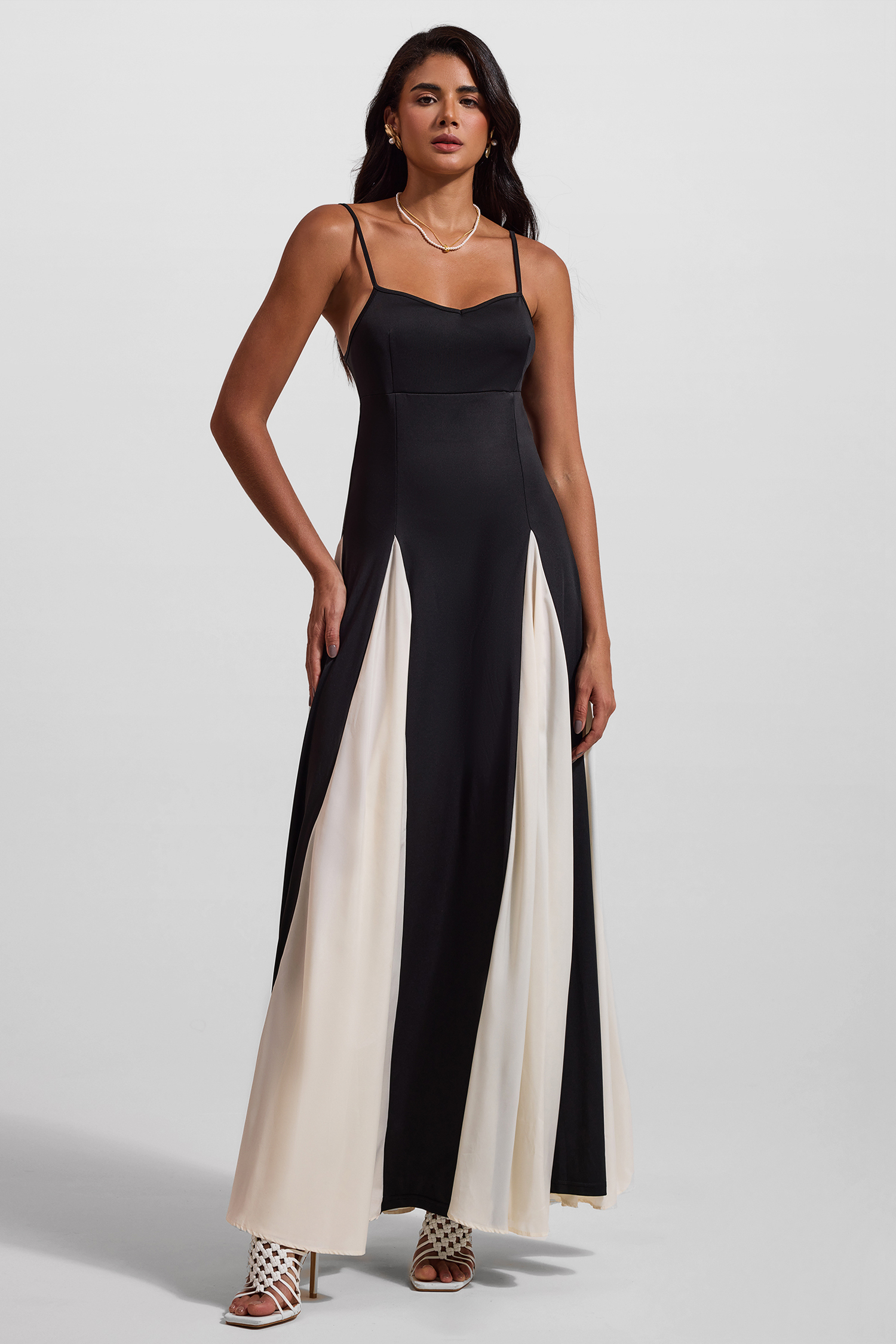 Contrast Color Sweetheart Neck Sleeveless Midi Dress