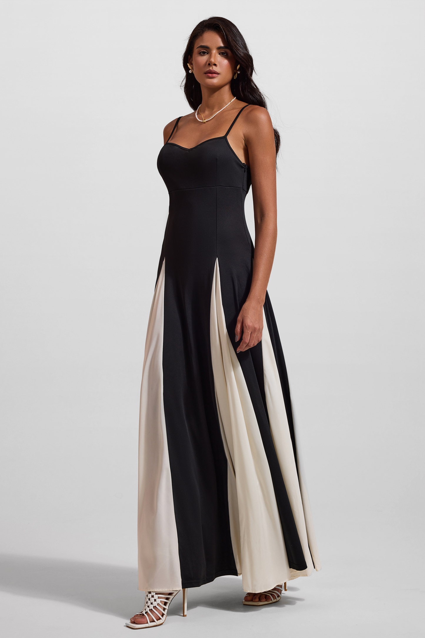 Contrast Color Sweetheart Neck Sleeveless Midi Dress