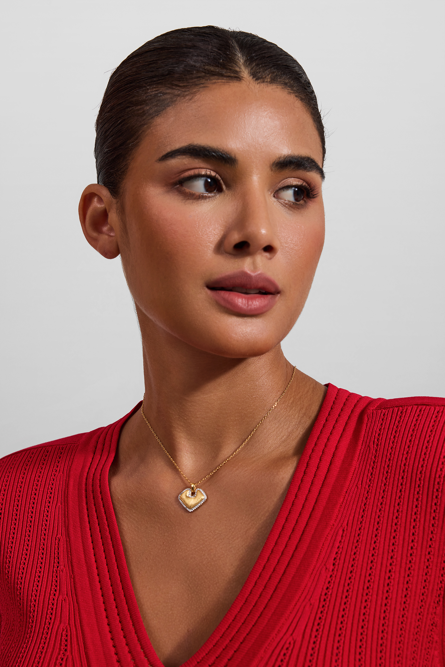 Faux Diamond Metal Necklace