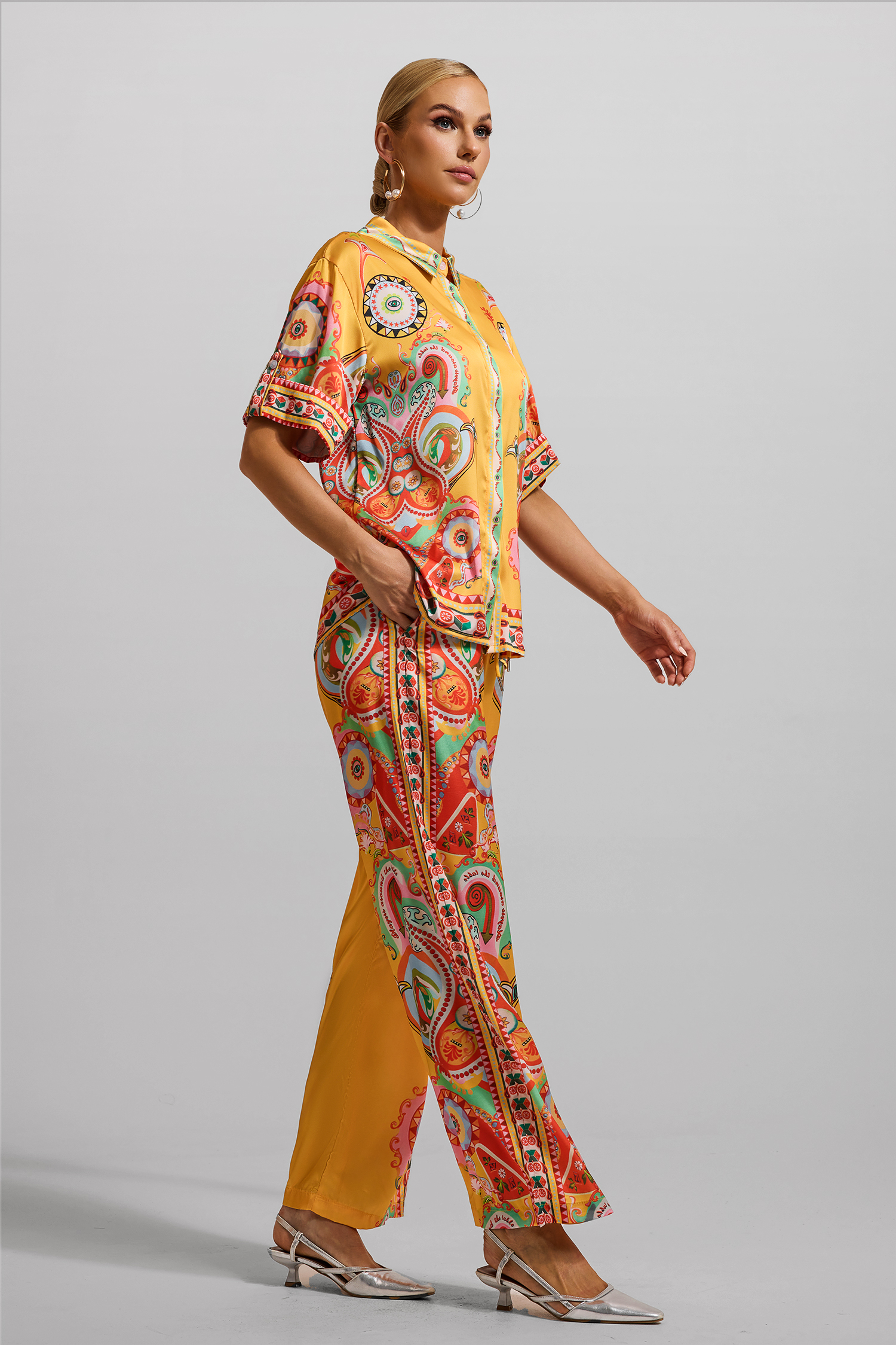 Paisley Print Satin Bottom Top ＆ Mid Waist Pants Set