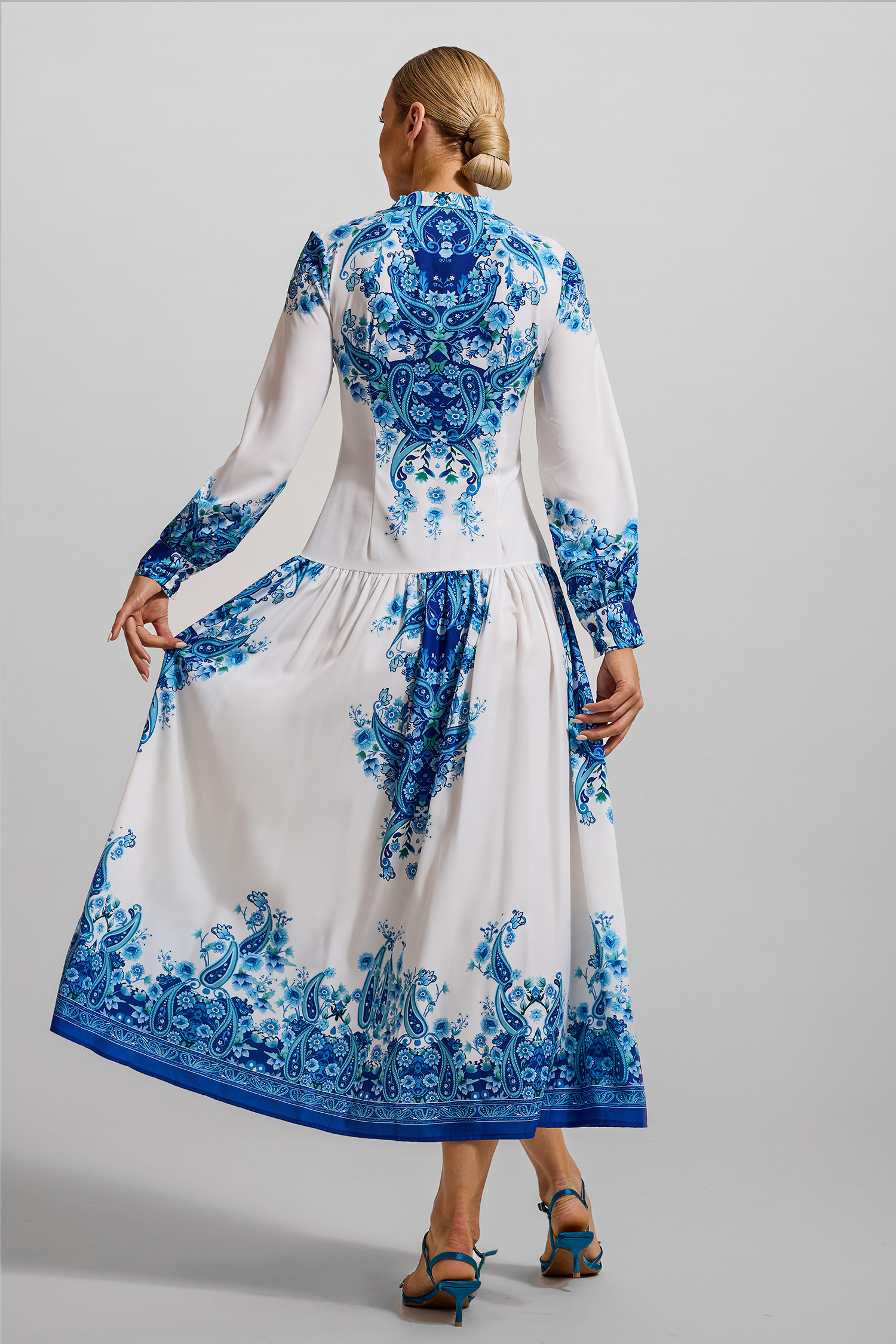 Paisley Print Round Neck Lantern Sleeve Midi Dress