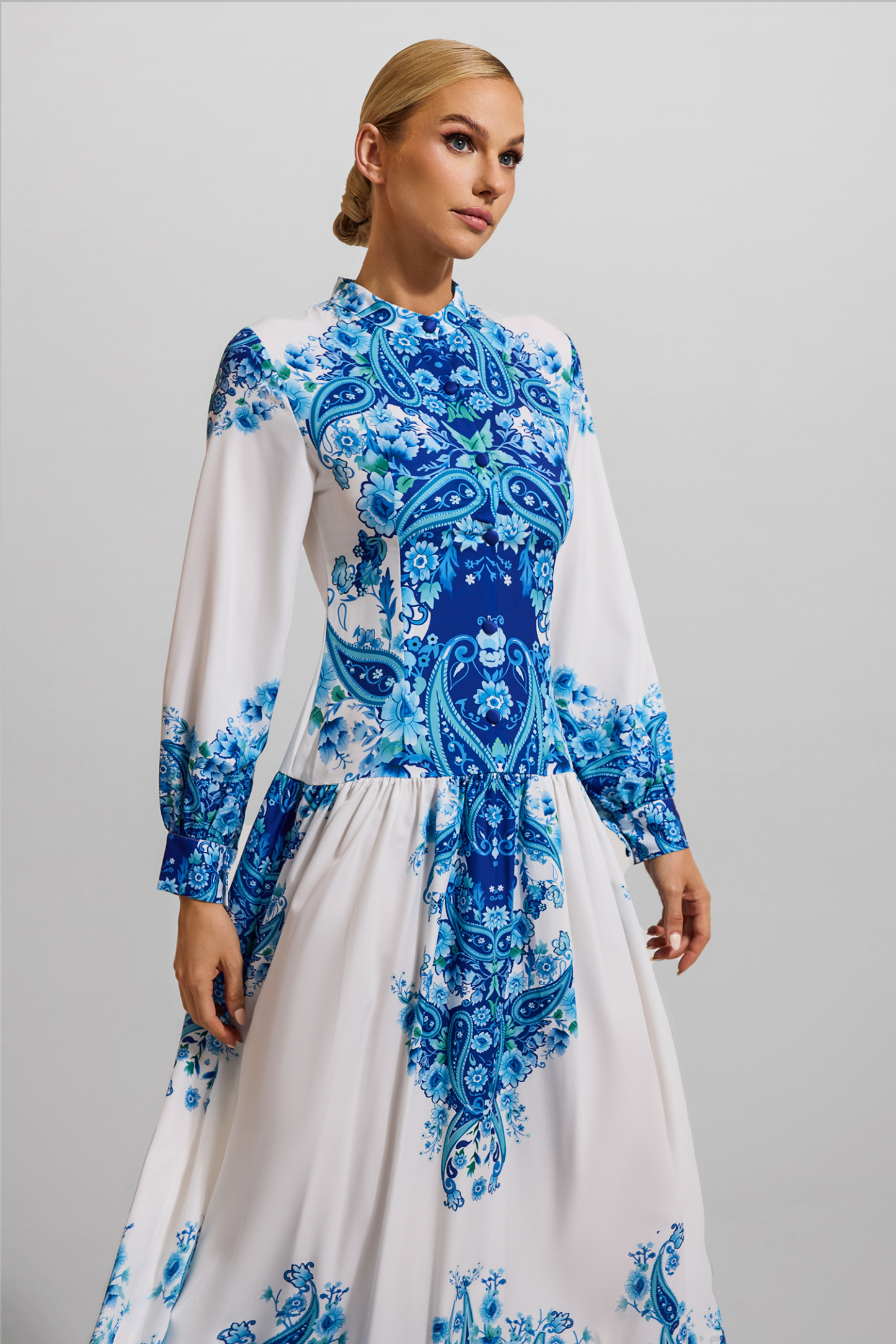 Paisley Print Round Neck Lantern Sleeve Midi Dress