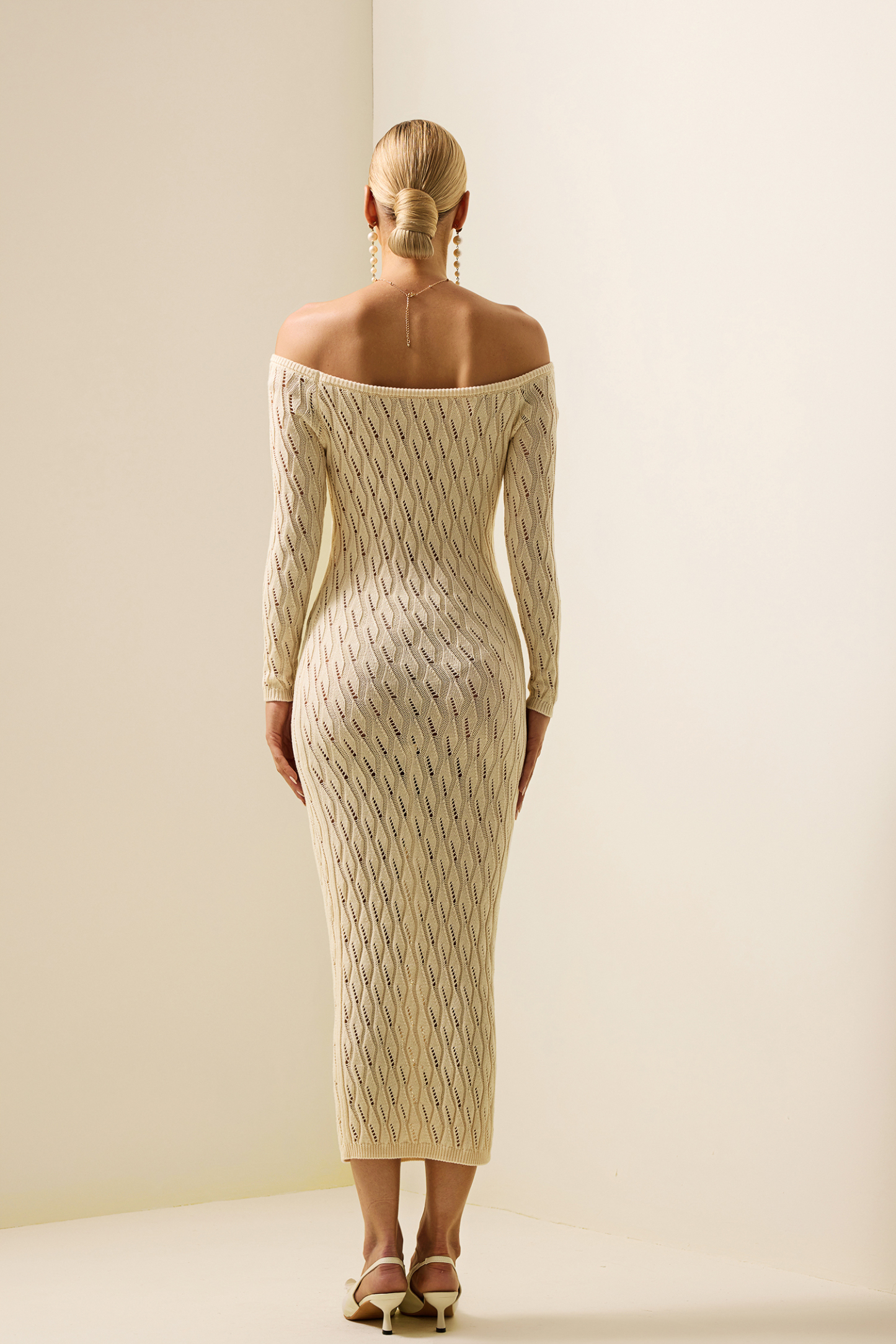 Knit Solid Off-Shoulder Long Sleeve Midi Dress