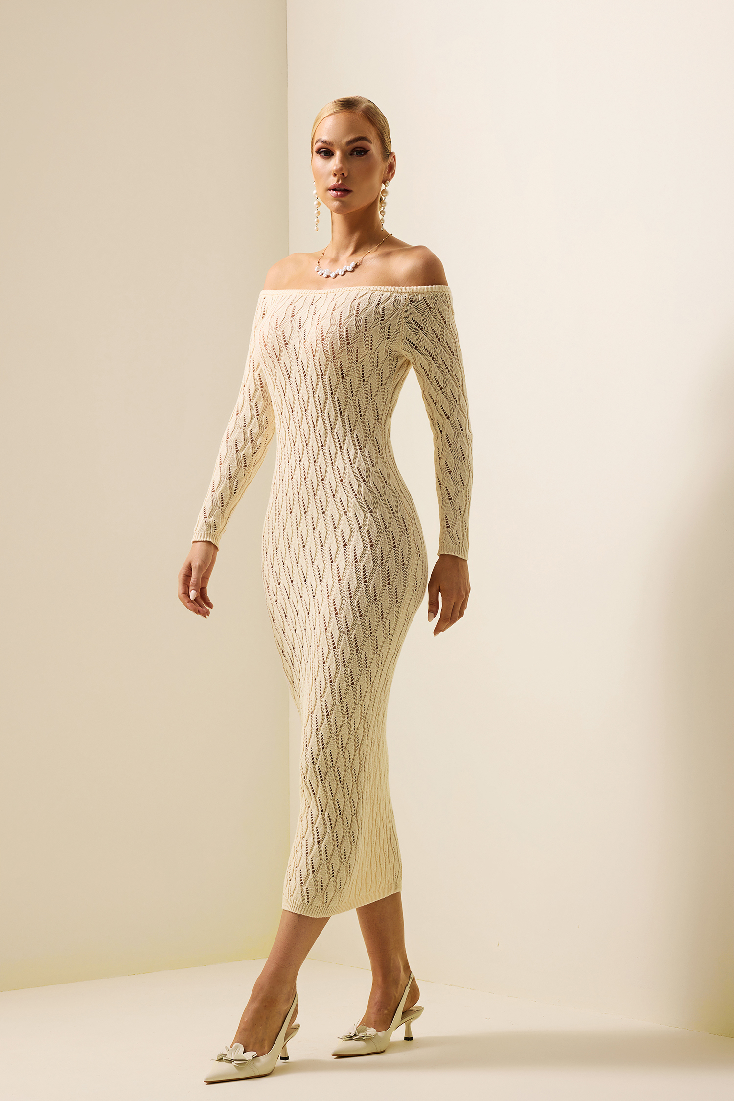 Knit Solid Off-Shoulder Long Sleeve Midi Dress