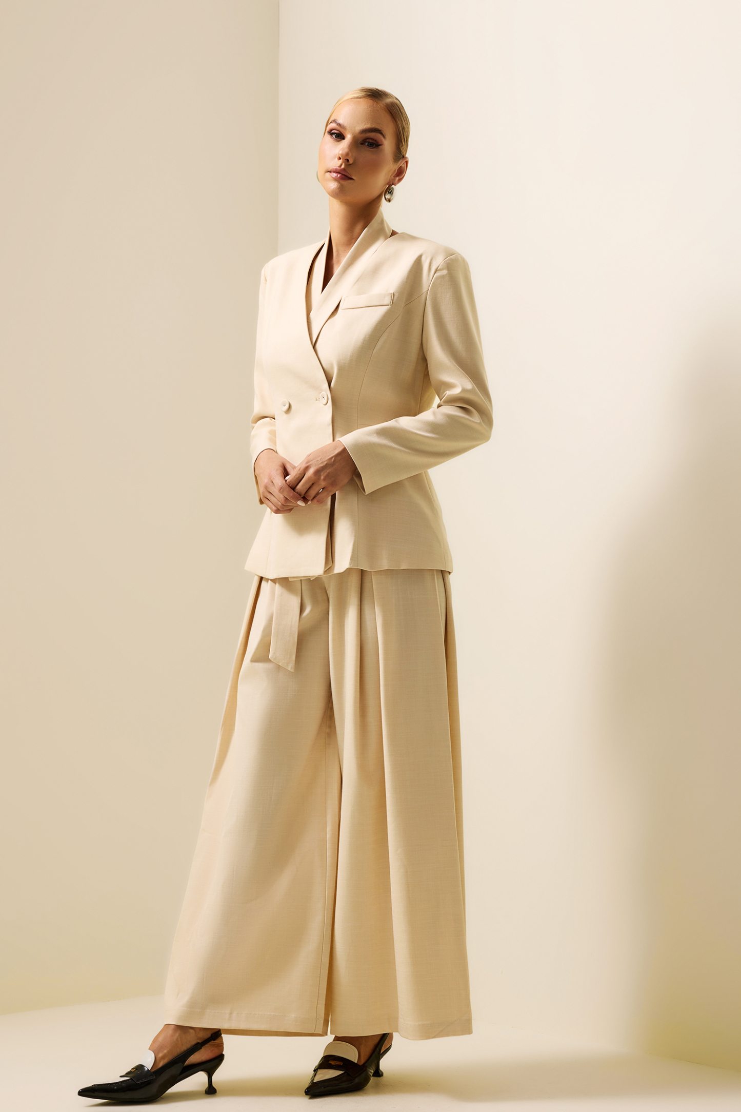 Solid Mid Sleeve Bottom Blazer ＆ High Waist Wide Leg Pants Set With Belt