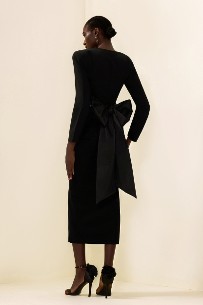 Solid Lace Up Top & 3D Flower High Waist Midi Skirt Set