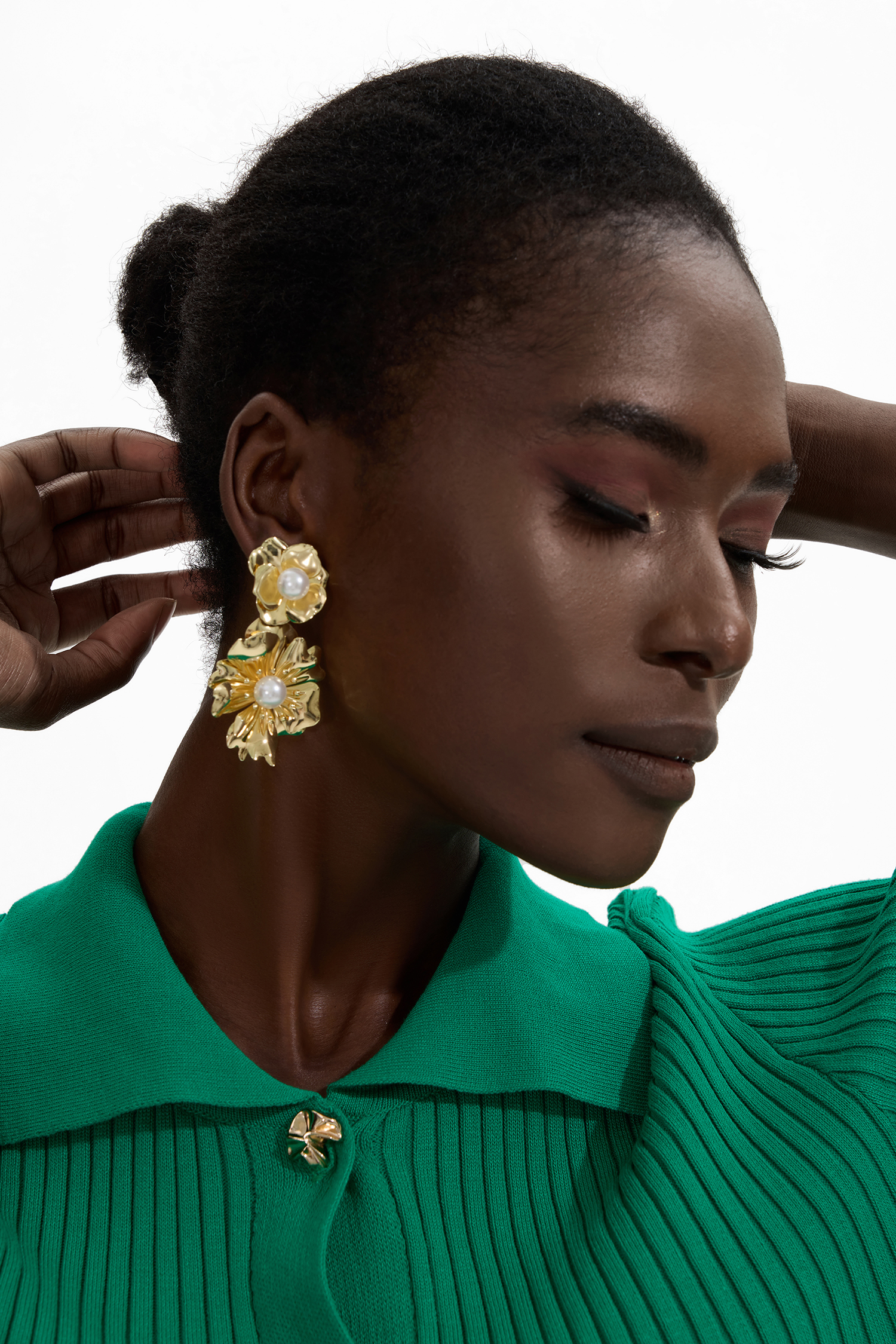 Flower Shape Faux Pearl Metal Earrings