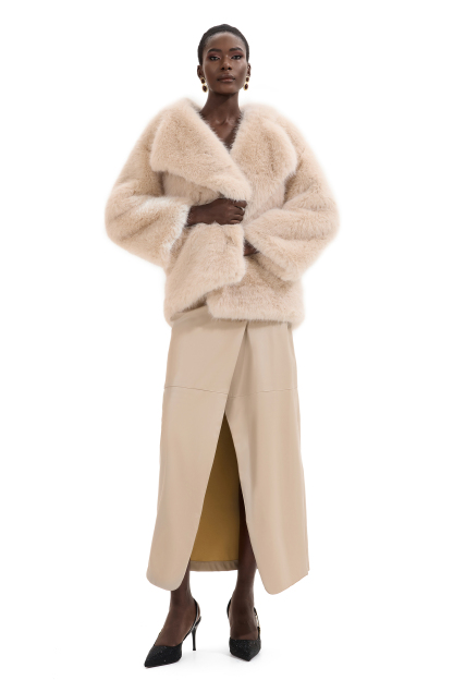 Faux Fur Solid Flapped Coat