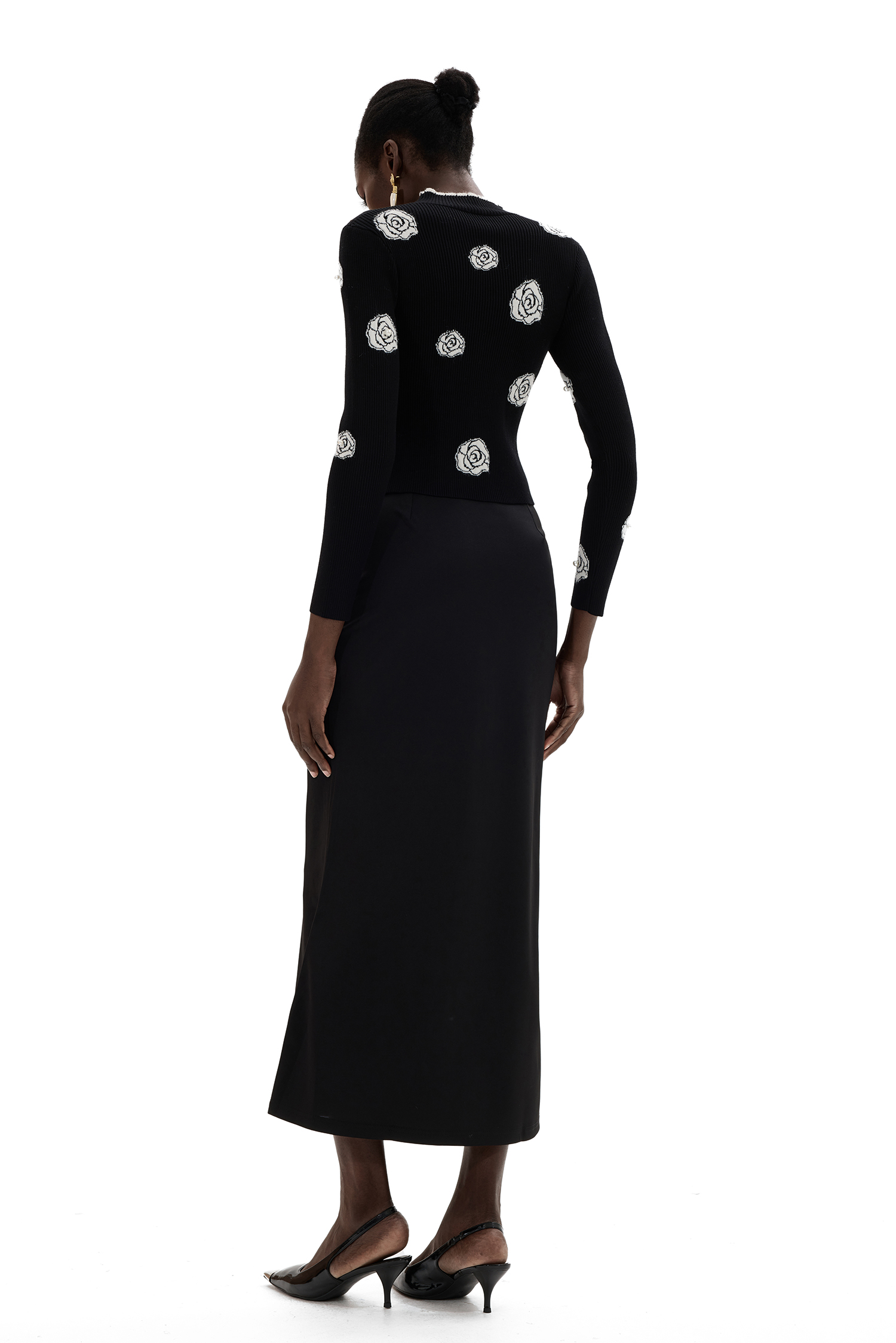 3D Flower Cut-Out Faux Pearl Sweater