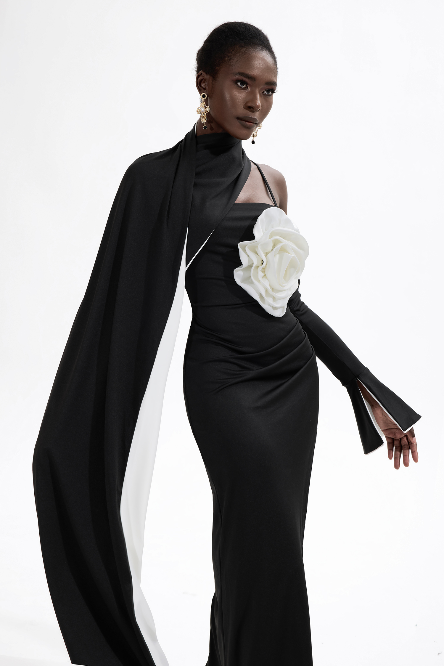 3D Flower Contrast Color Midi Dress With Cape