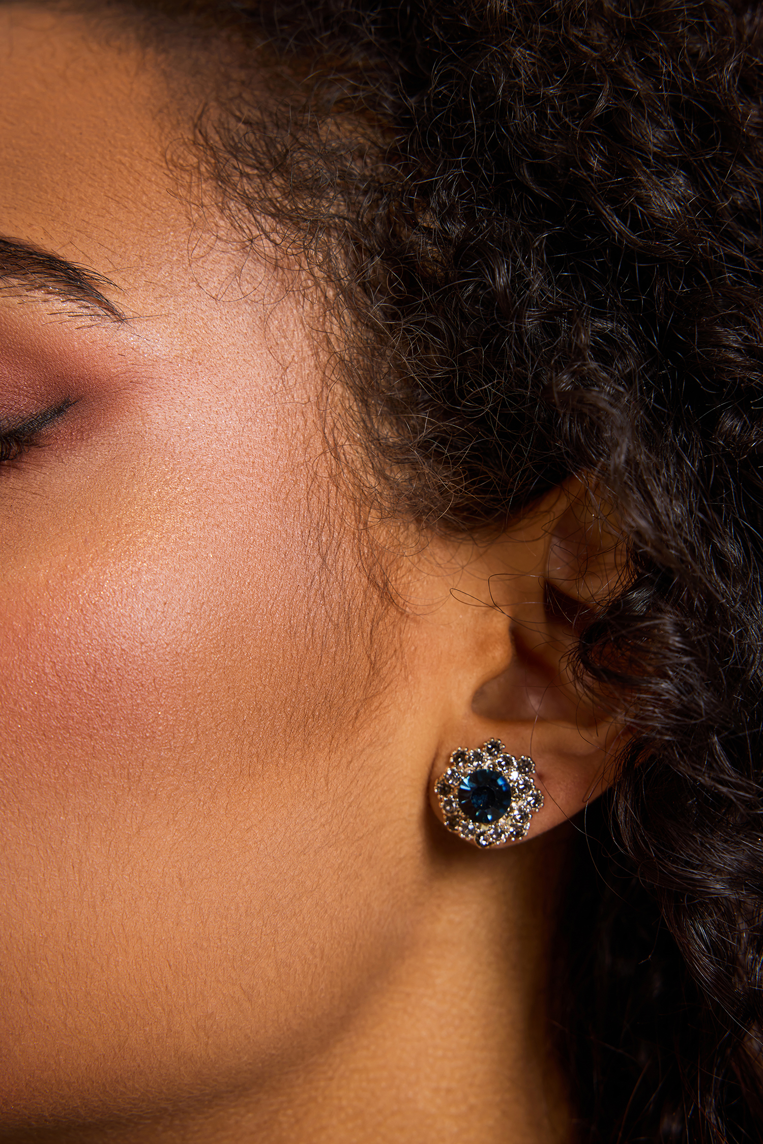 Imitation Gemstone Faux Diamond Choker &Stud Earrings Set