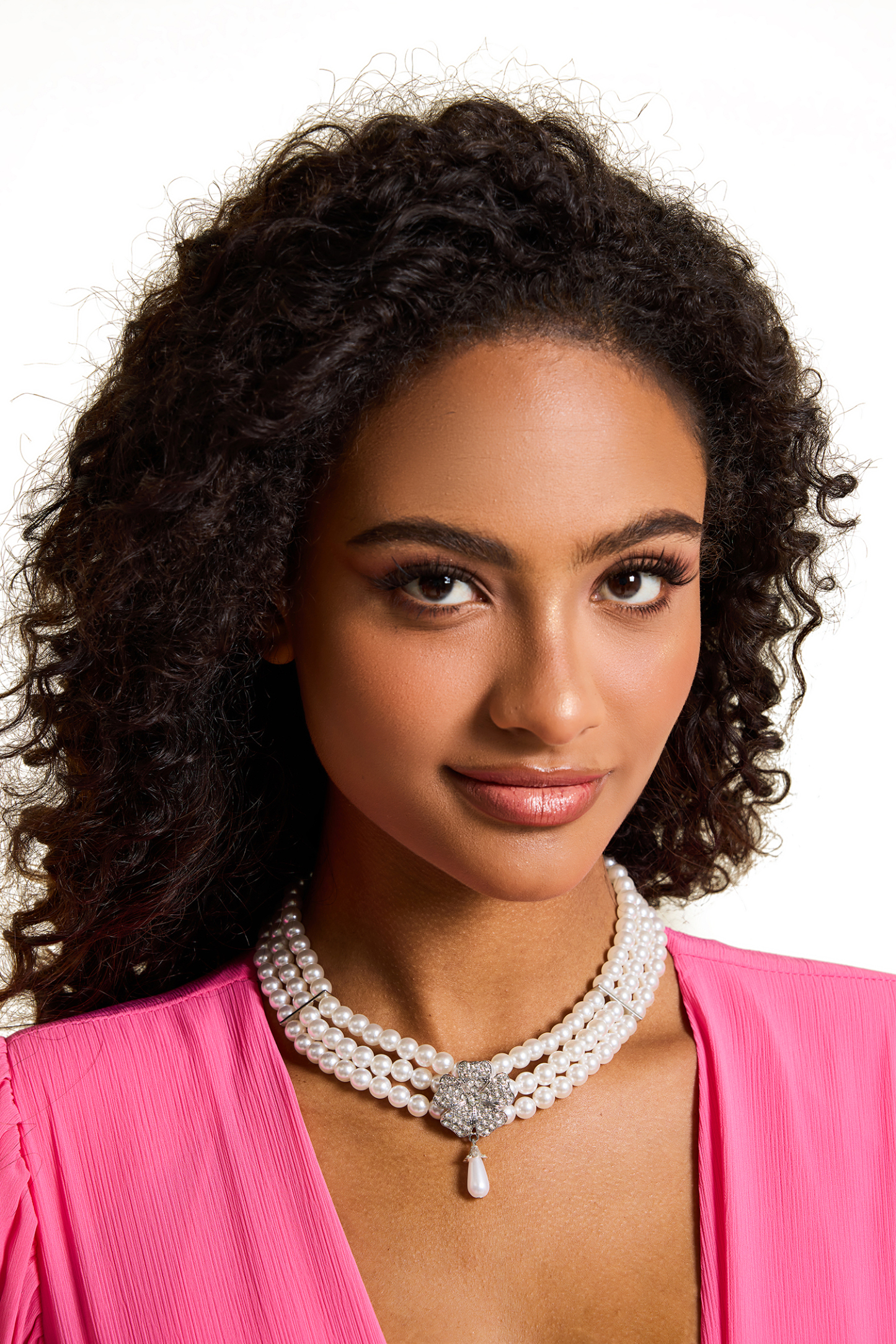 Faux Pearl Faux Diamond Flower Shape Choker