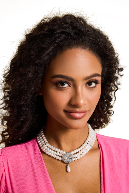 Faux Pearl Faux Diamond Flower Shape Choker