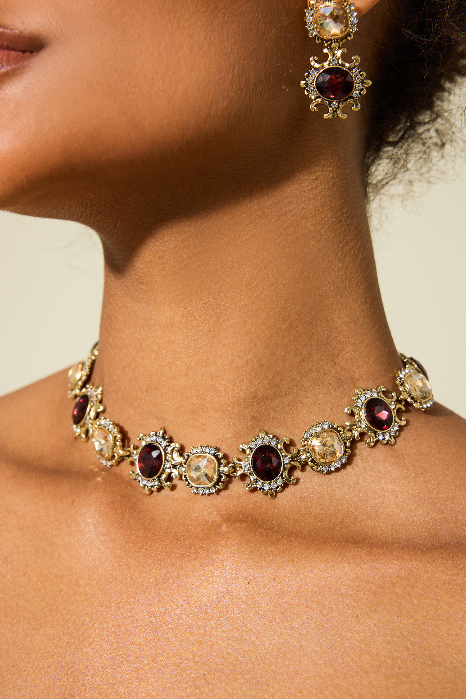 Imitation Gemstone Faux Diamond Choker &Stud Earrings Set