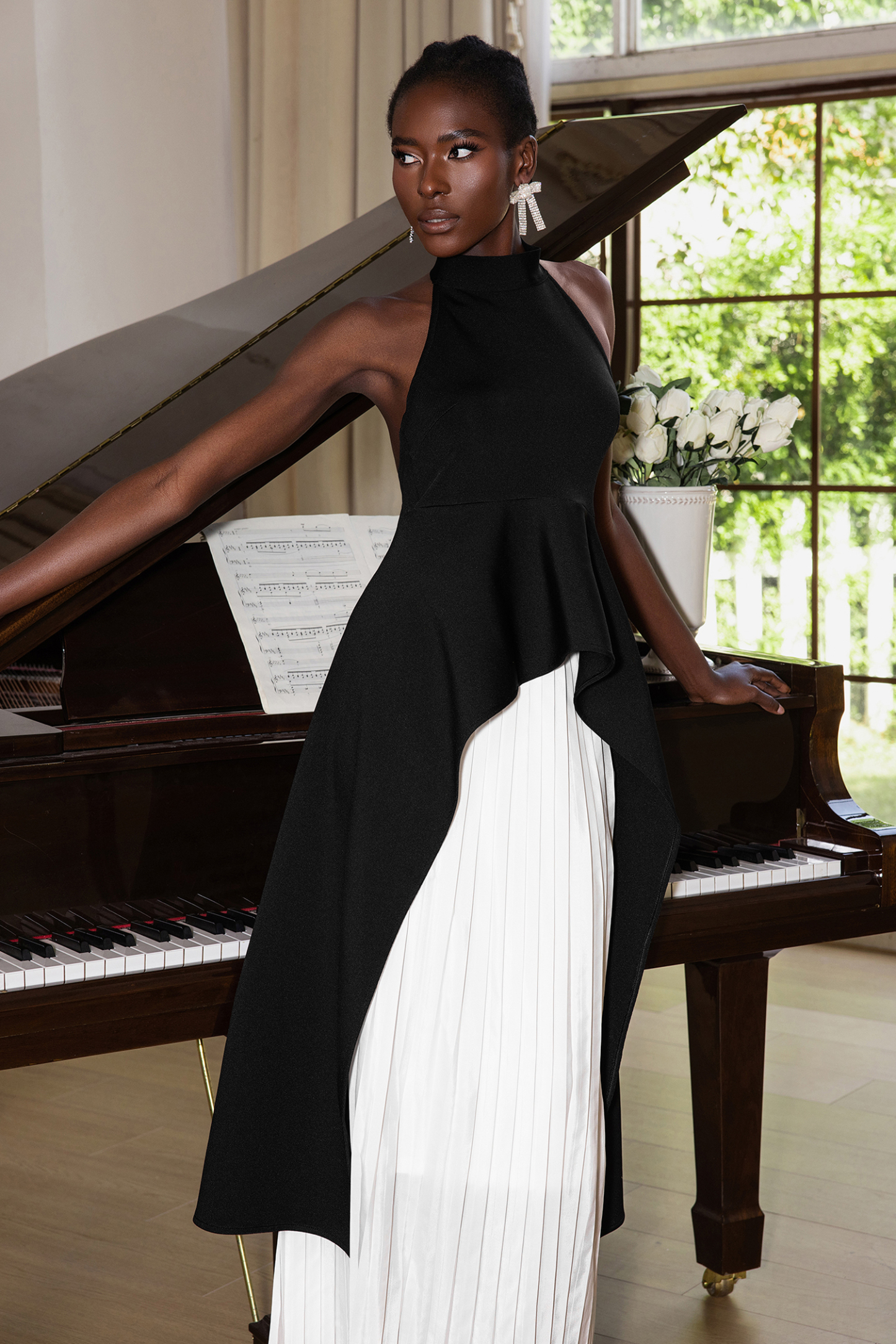 Crew Collar Sleeveless Backless Asymmetric Suit Dress