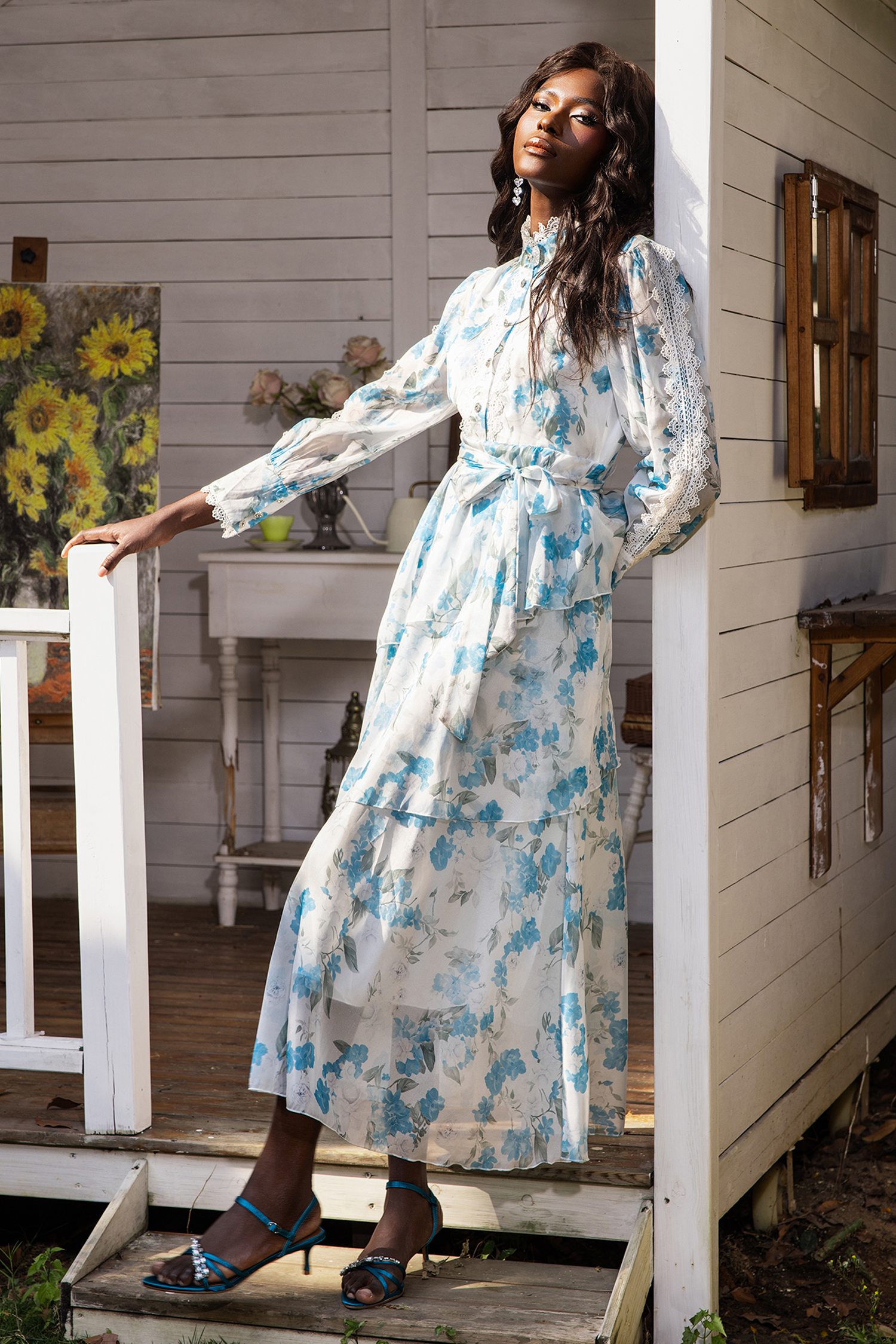 Floral Lantern Sleeve Lace Midi Dress