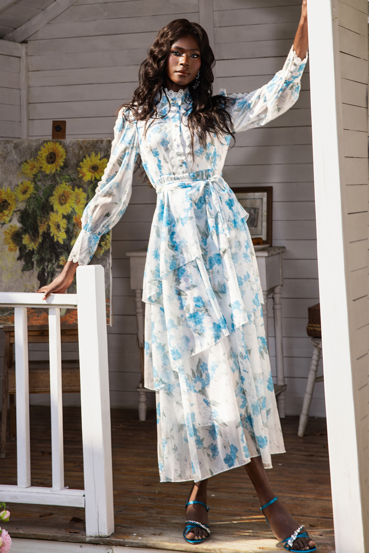 Floral Lantern Sleeve Lace Midi Dress