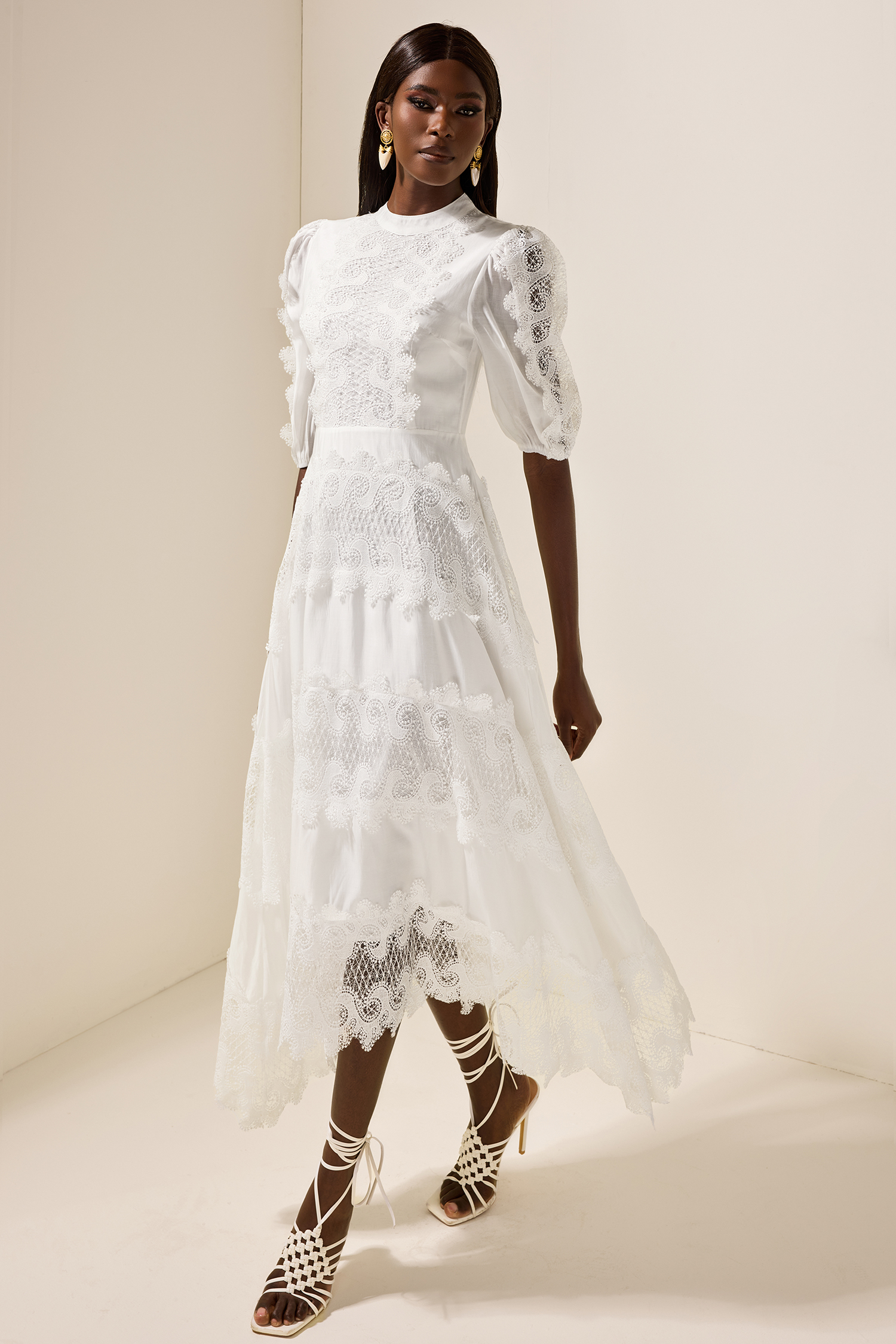 Round Neck Lace Puff Sleeve Midi Dress