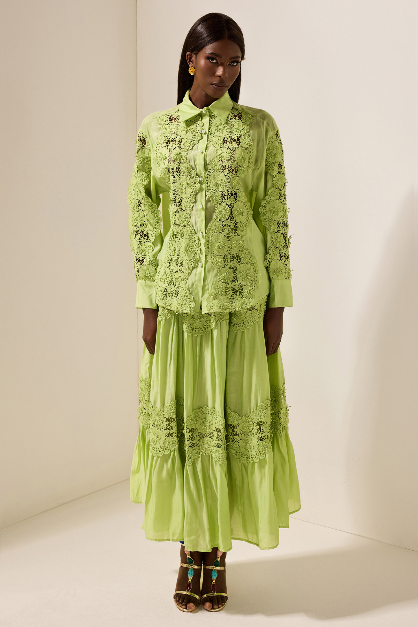 Embroidered Lace Solid Top ＆ Lace Mid Waist Midi Skirt Set