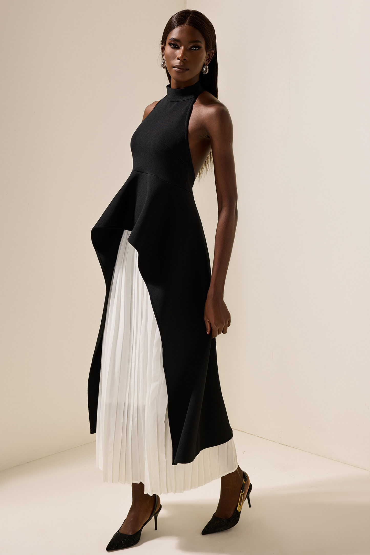 Crew Collar Sleeveless Backless Asymmetric Suit Dress