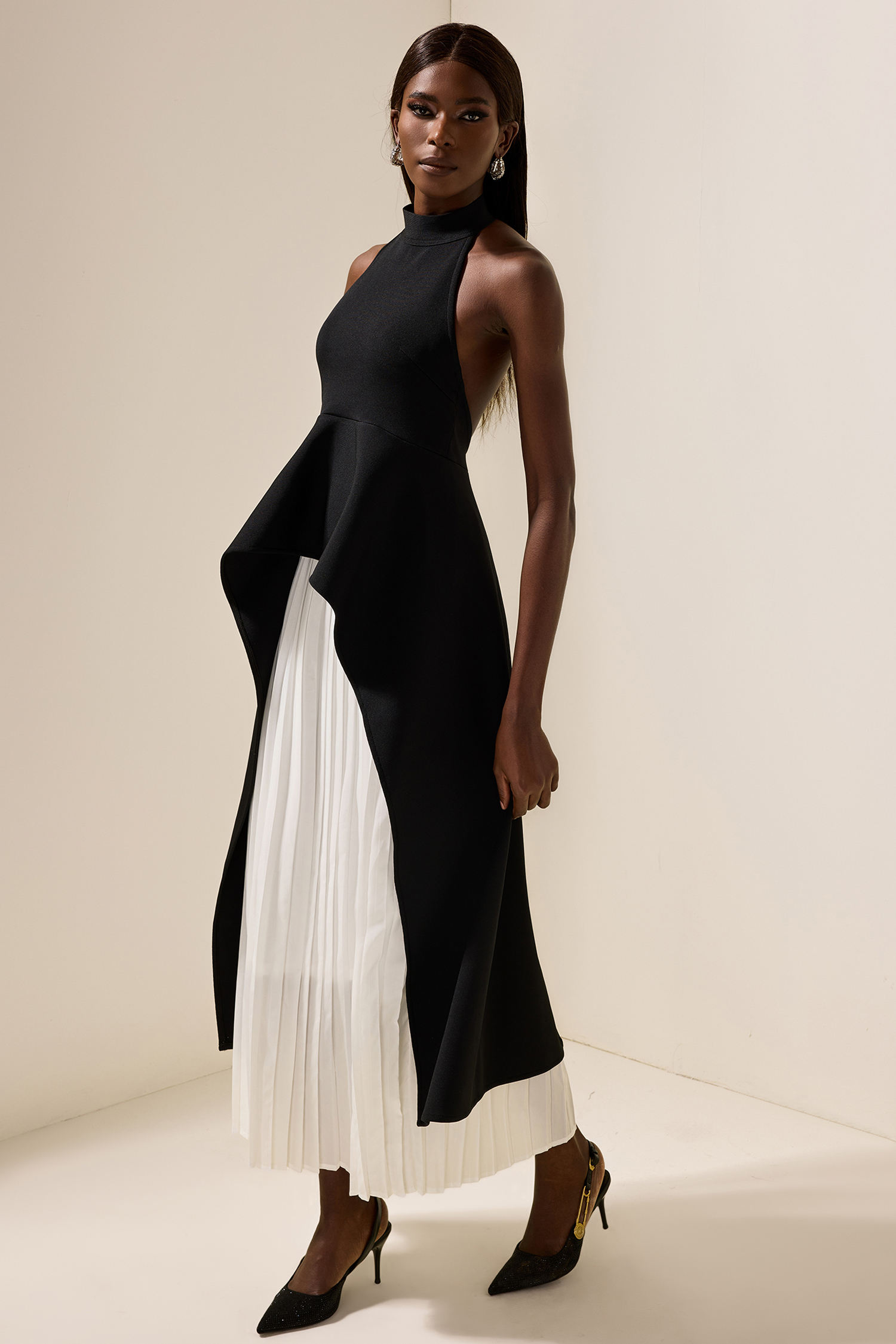 Crew Collar Sleeveless Backless Asymmetric Suit Dress