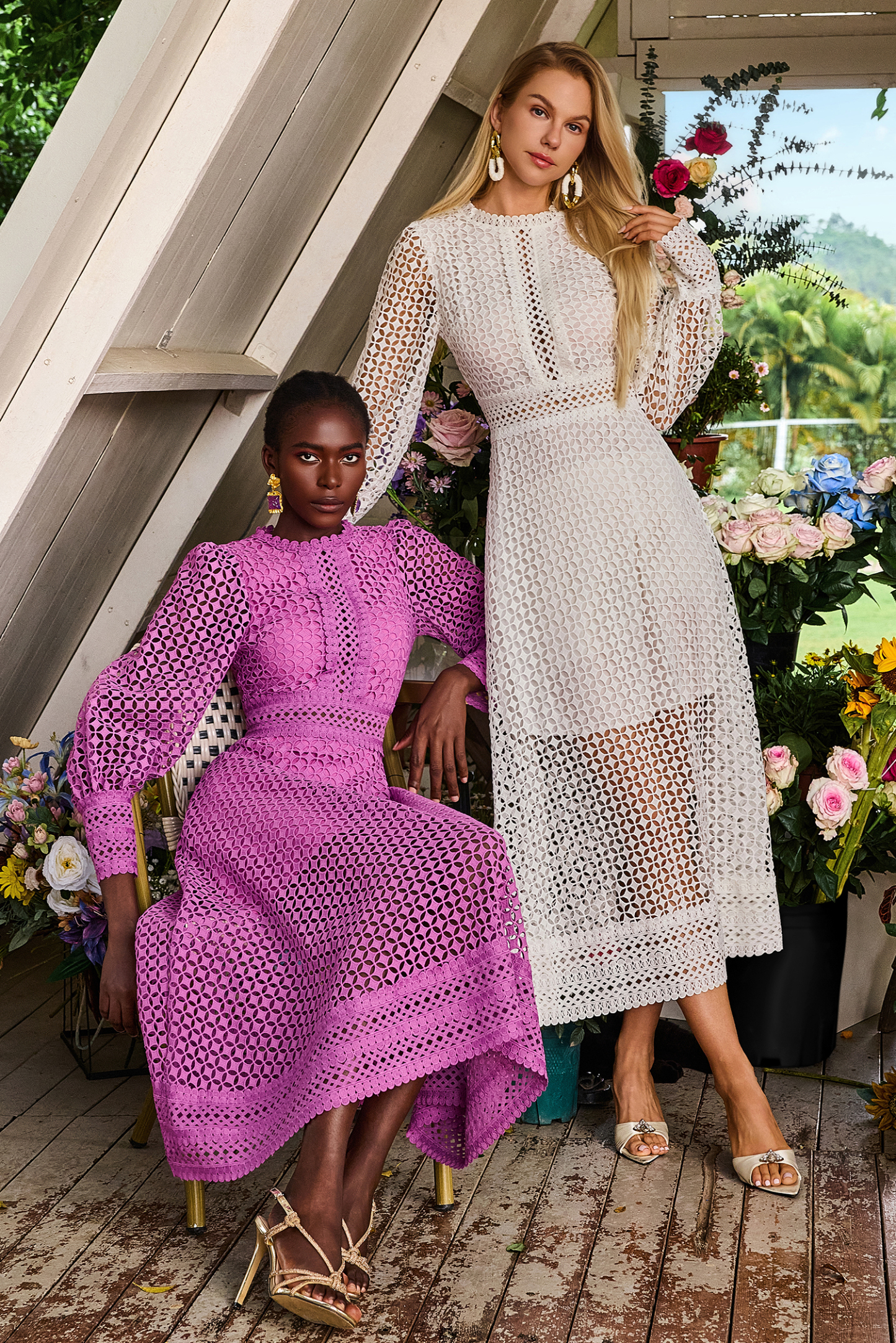 Solid Lace Lantern Sleeve Midi Dress