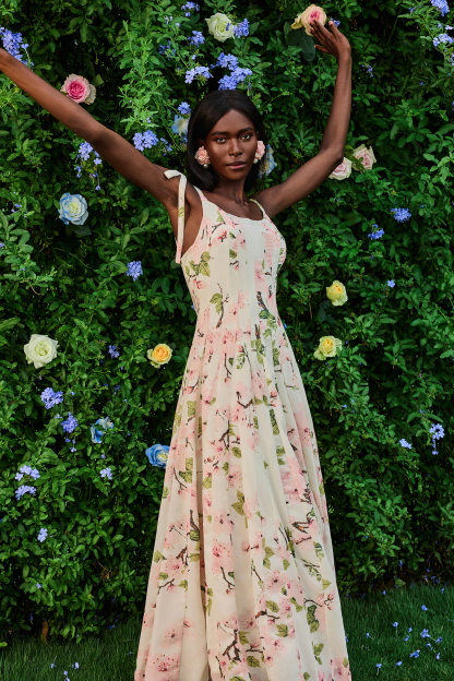 Floral Ruched Sweetheart Neck Maxi Dress