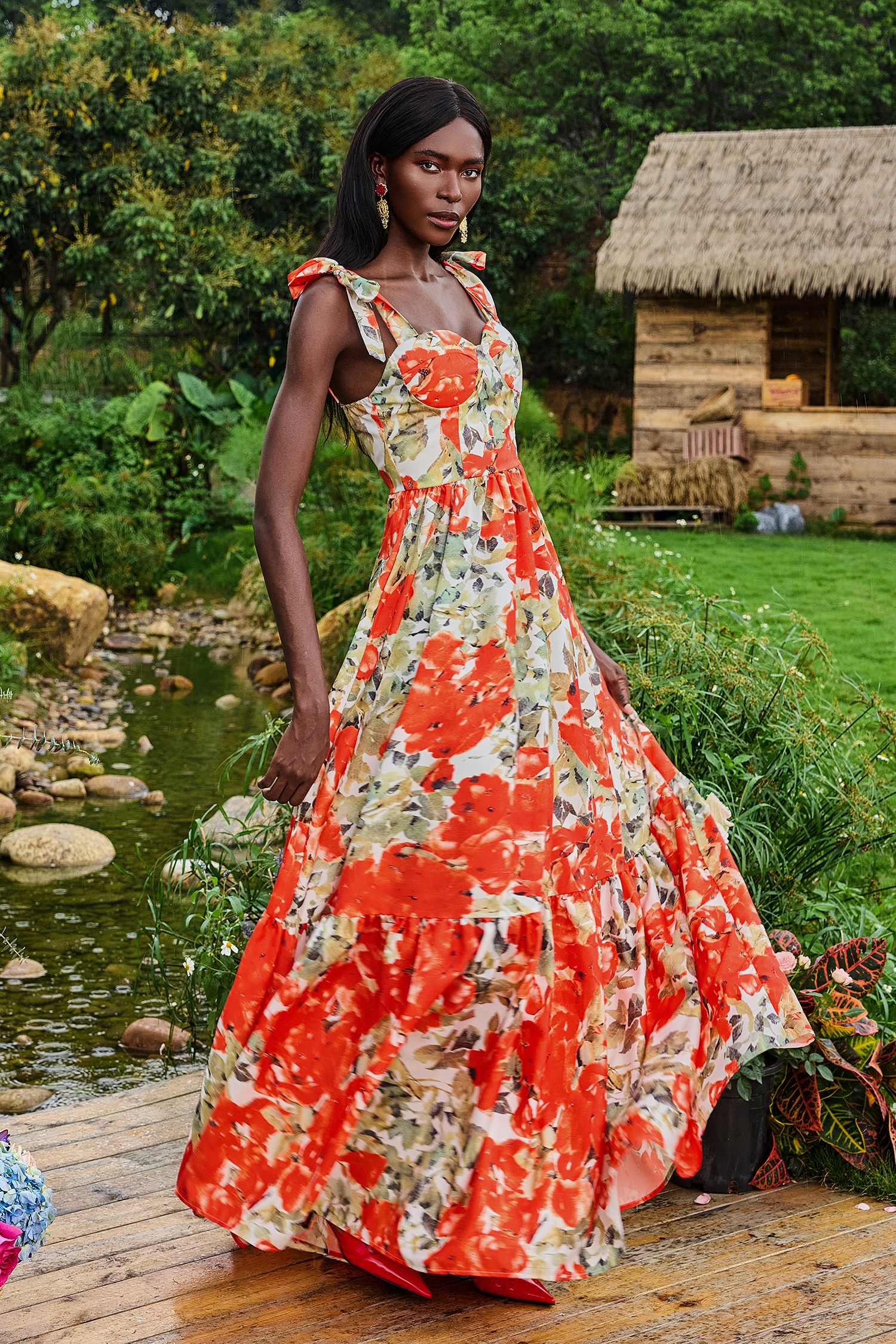 Floral Lace-Up Sweetheart Neck Midi Dress