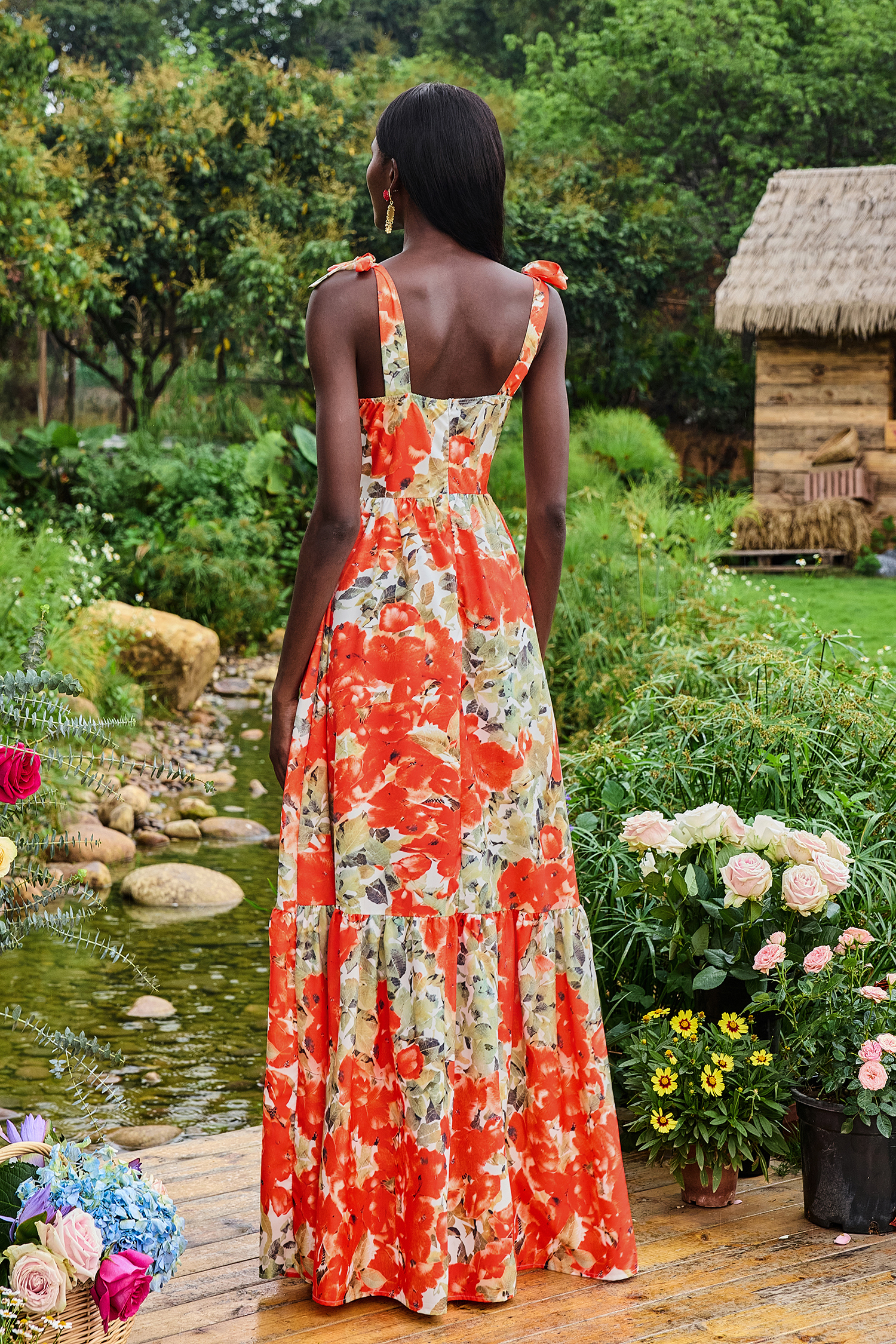 Floral Lace-Up Sweetheart Neck Midi Dress