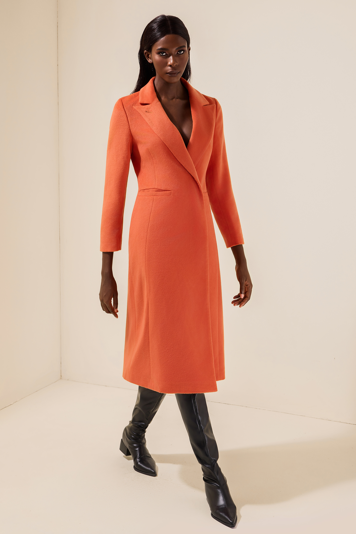 Solid Woolen Bottom Long Sleeve Coat